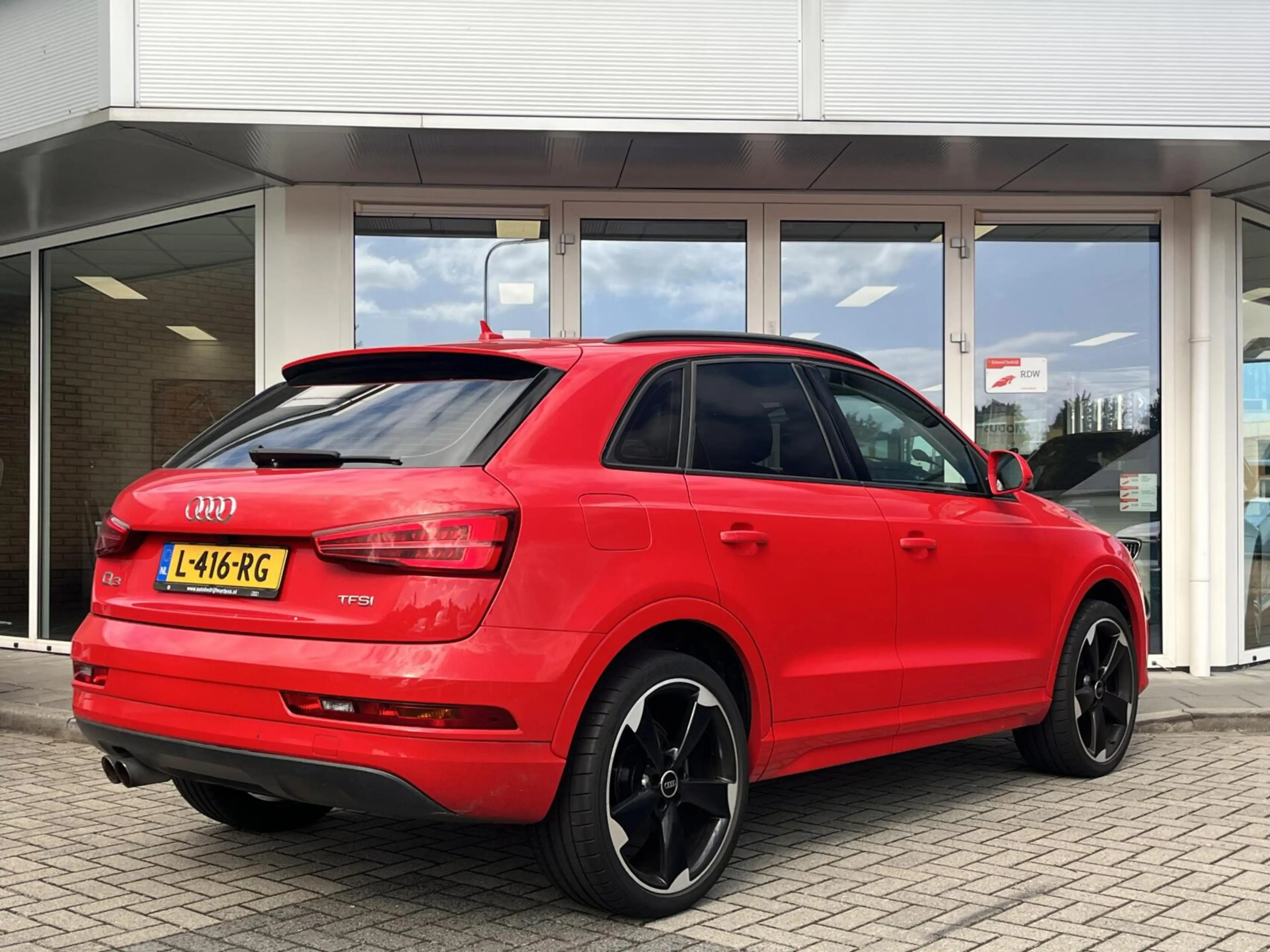 Audi Q3 1.4 TFSI CoD CARPLAY+SPORTLEDER+EL TREKH+STOELVERW — photo 5