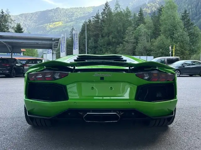 Lamborghini Aventador Aventador LP700-4 Ansicht 6