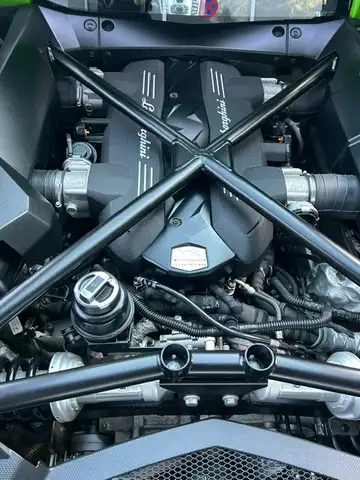 Lamborghini Aventador Aventador LP700-4 Ansicht 15
