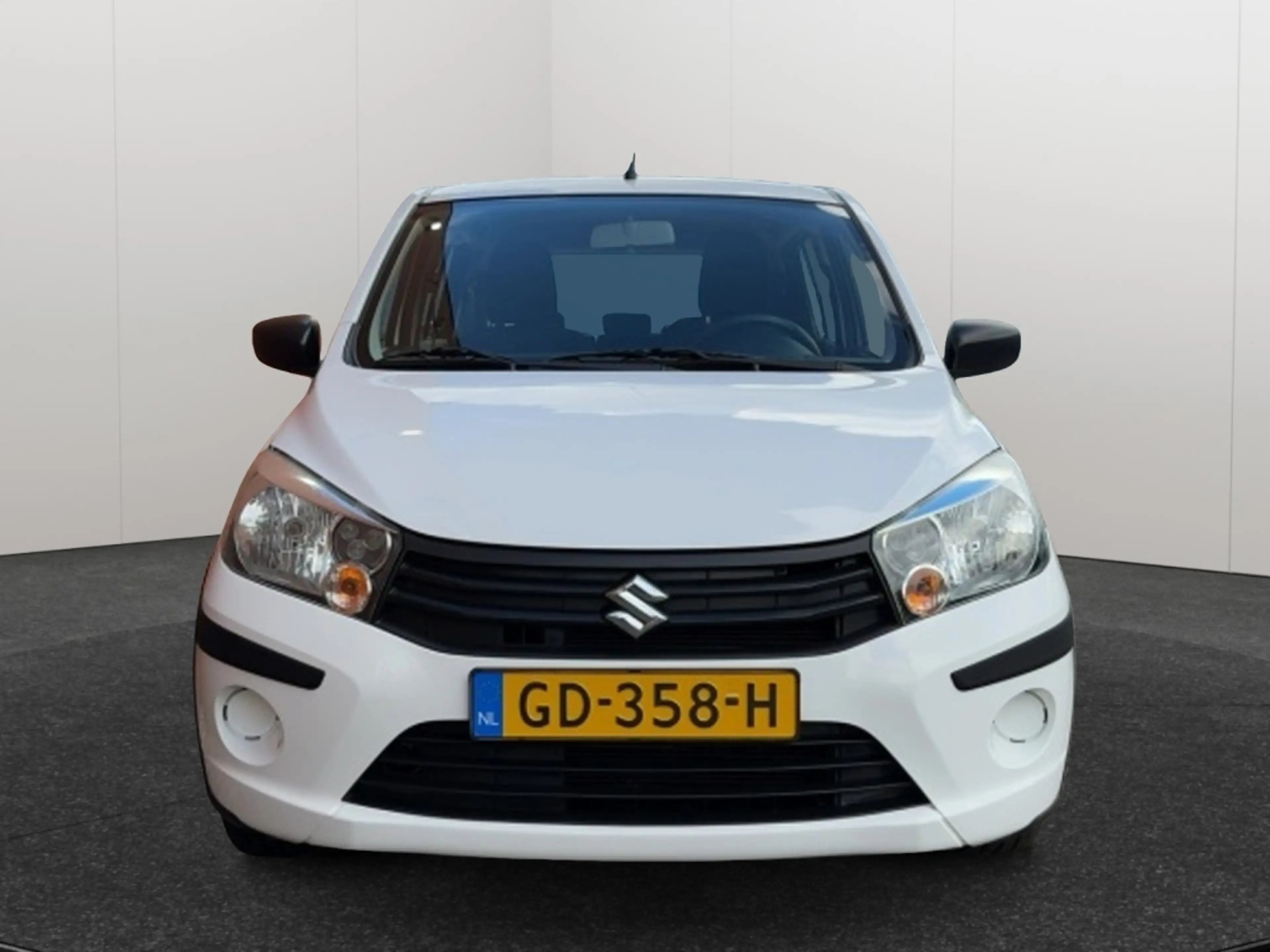 Suzuki Celerio 1.0 Comfort Audio Airco 12 maanden BOVAG Garantie — photo 24