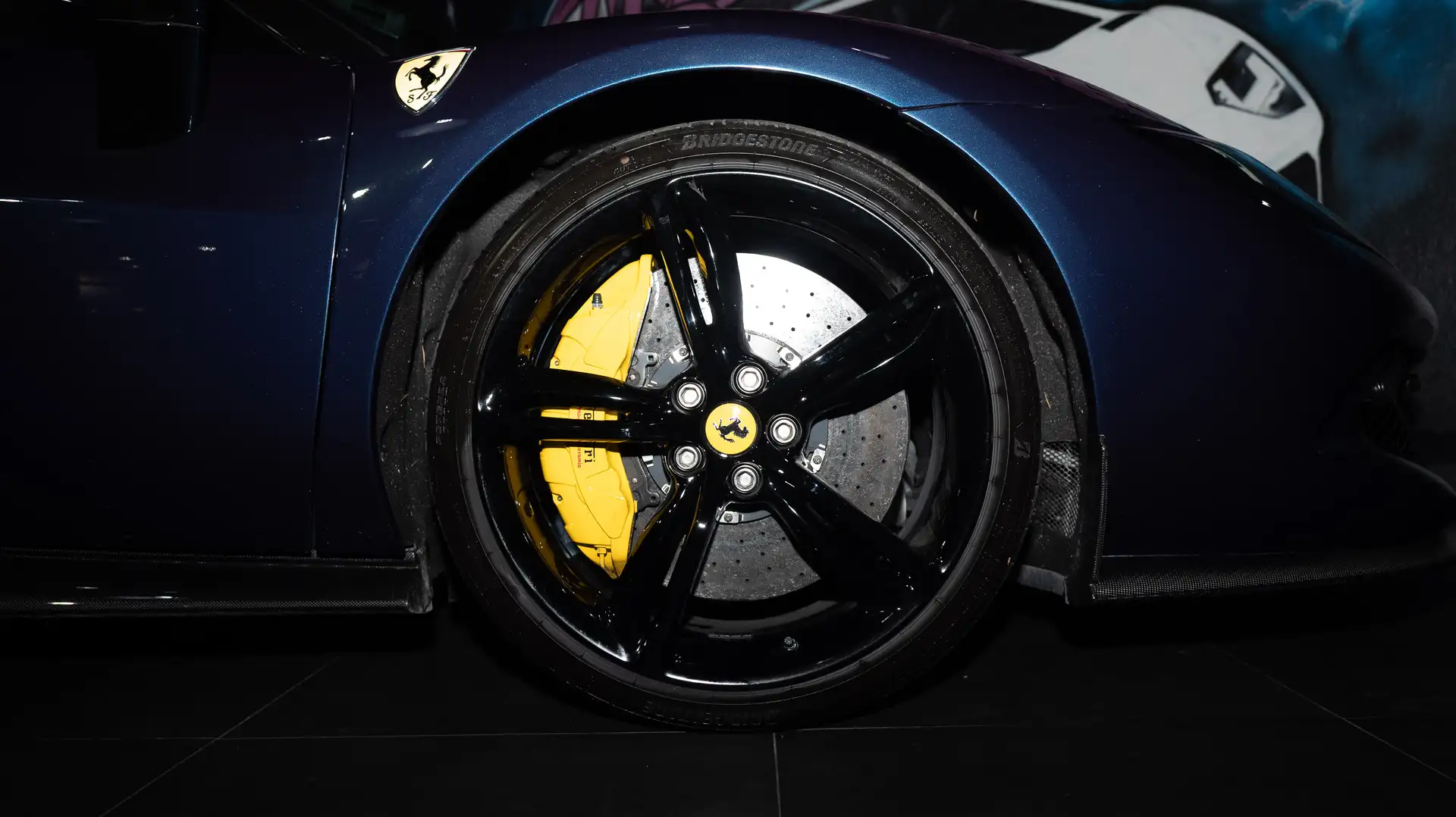 페라리 296 GTS 2024 네이비 사진 7