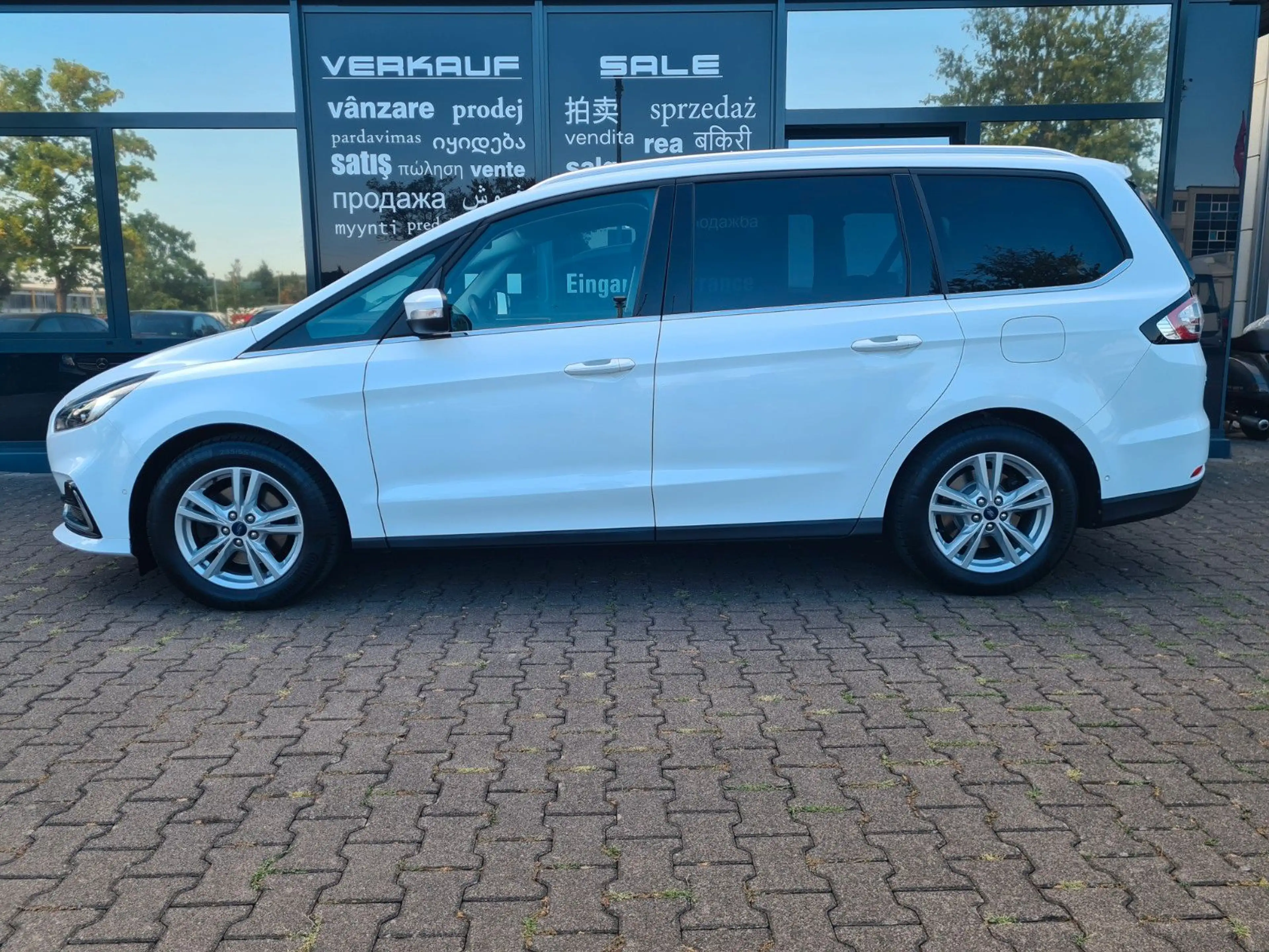 Ford Galaxy Titanium AUT - ASSISTS - LED - PANO - AHK — photo 4
