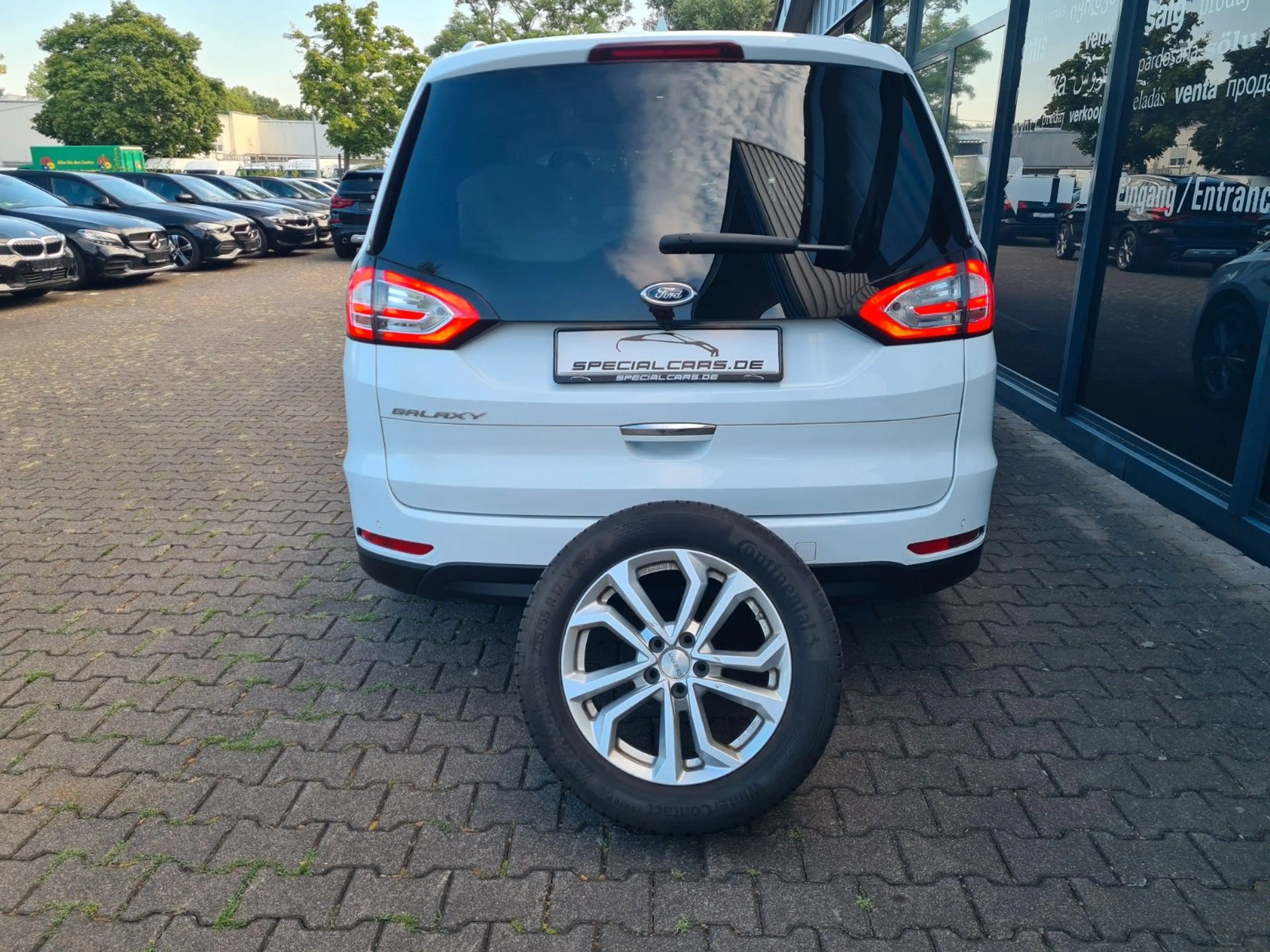 Ford Galaxy Titanium AUT - ASSISTS - LED - PANO - AHK — photo 7