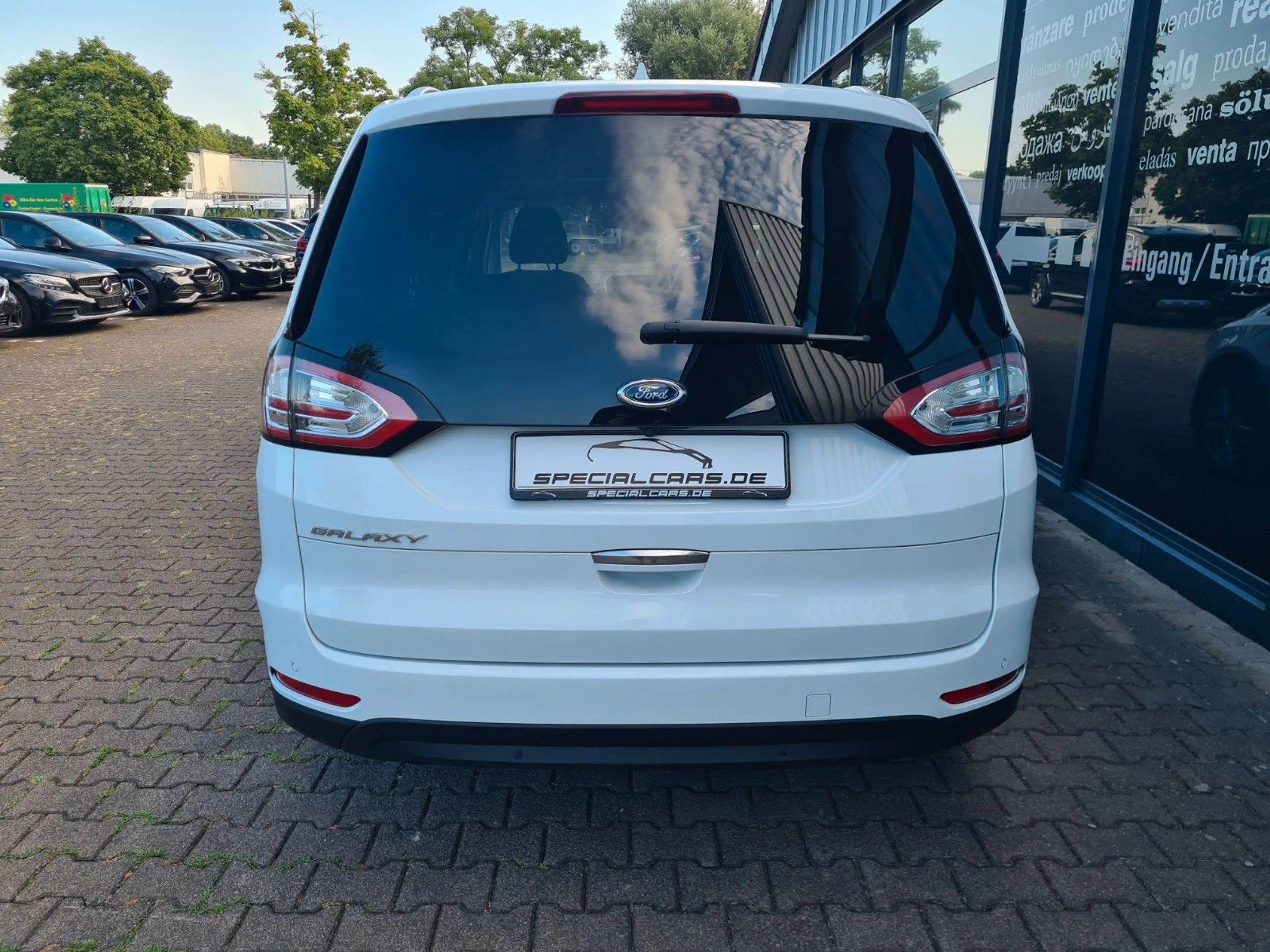 Ford Galaxy Titanium AUT - ASSISTS - LED - PANO - AHK — photo 6