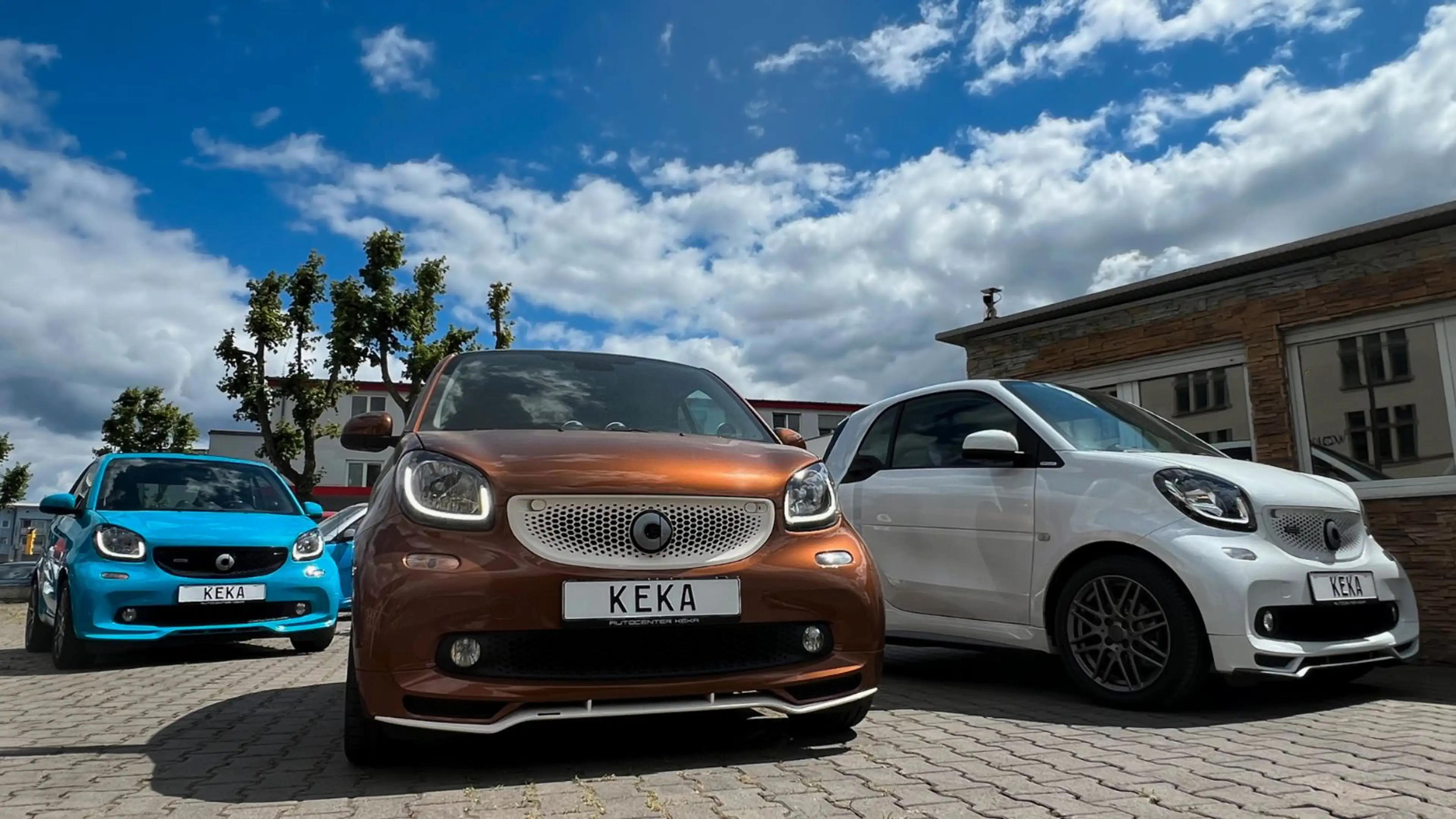 smart forTwo Cabrio BLACK EDITION CarPlay! R-CAM! SHZ! LED! — photo 9