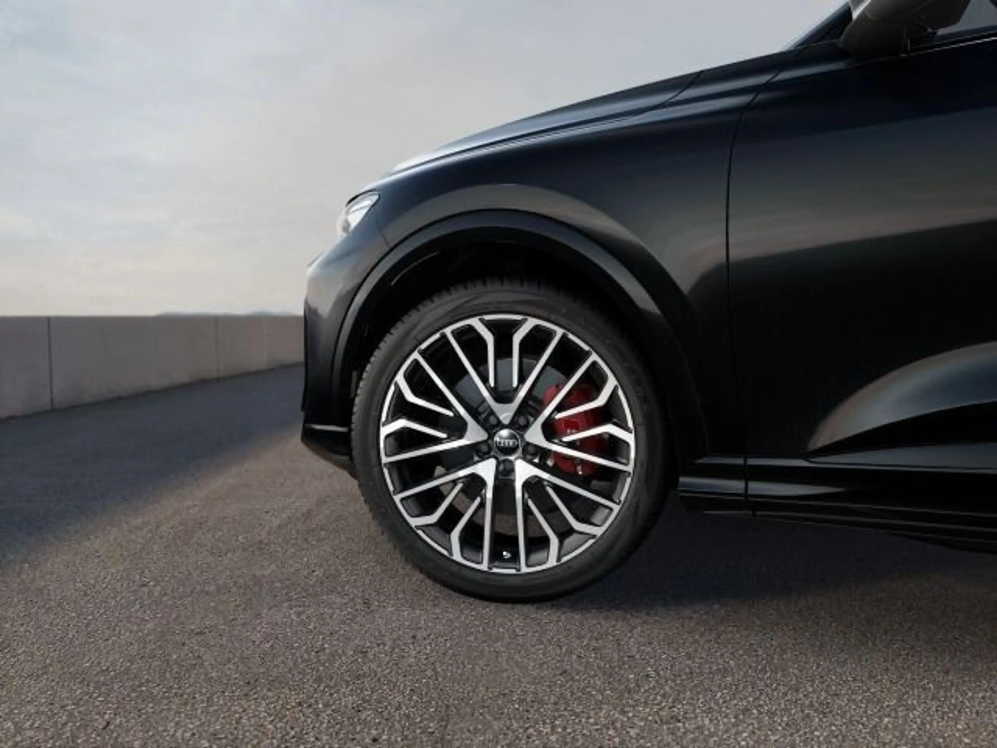 Audi SQ5 SUV TFSI 270 kW S tronic*Massagesitze*TEchPR — photo 6