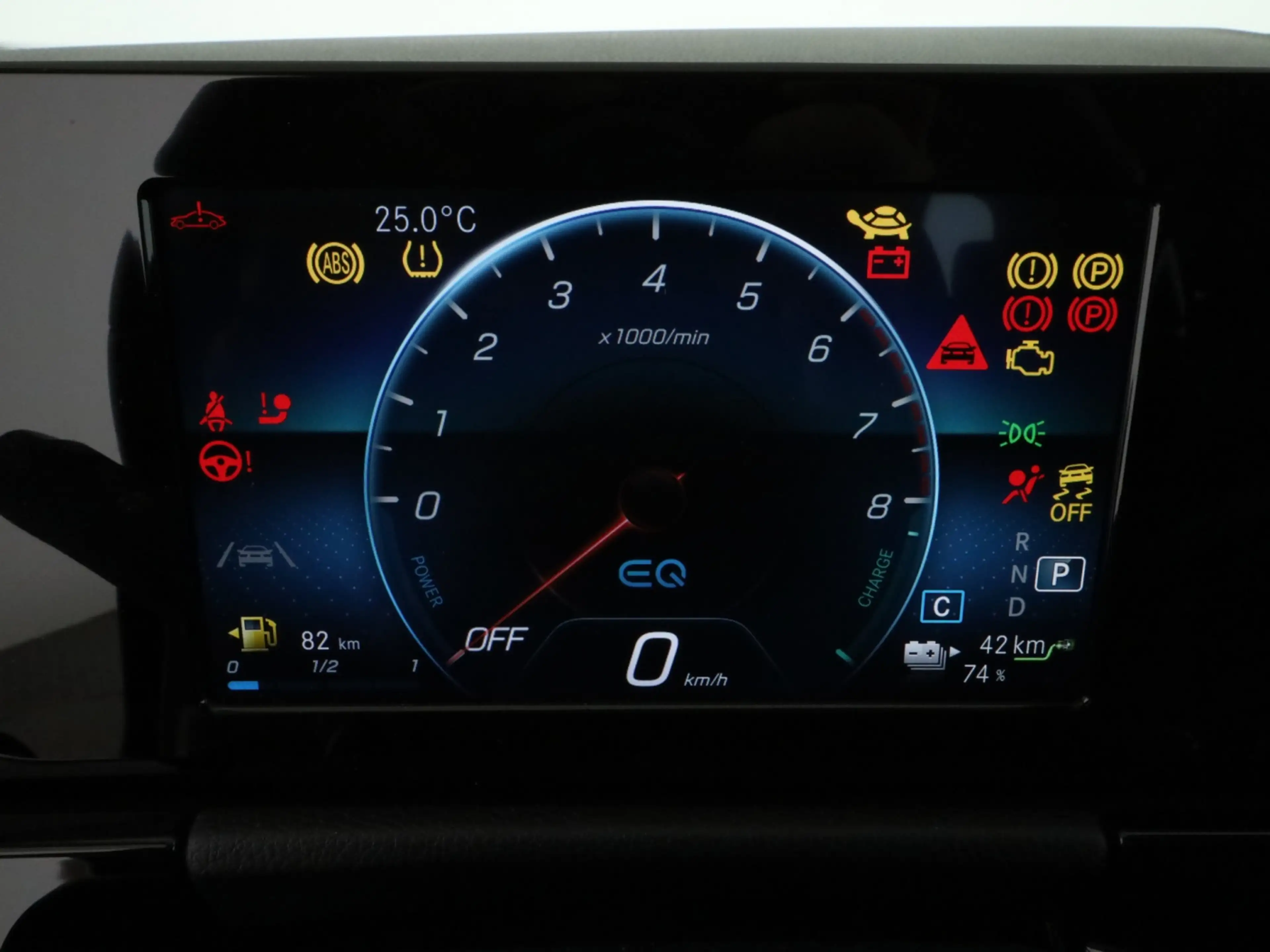 Mercedes-Benz GLA 250 e Style*AHK*LED*Park-Paket*Kamera*Sitzhz — photo 12