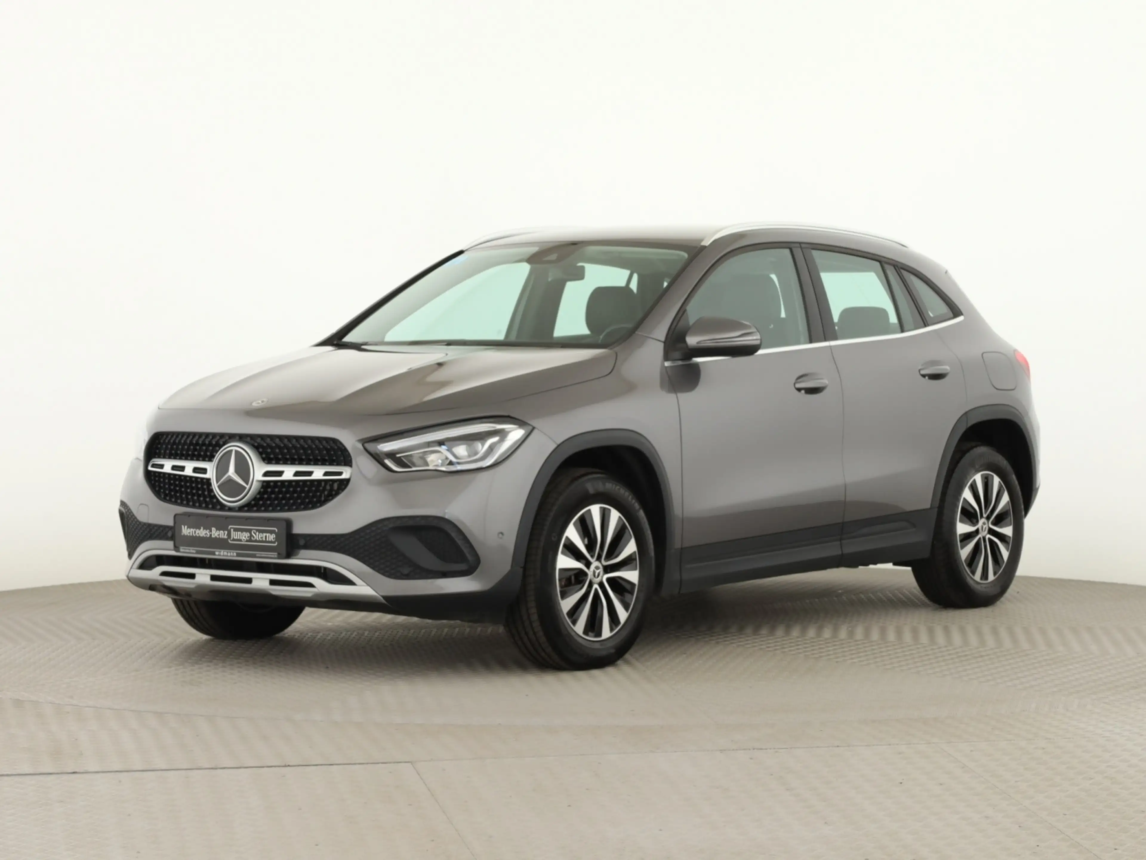 Mercedes-Benz GLA 250 e Style*AHK*LED*Park-Paket*Kamera*Sitzhz — photo 5