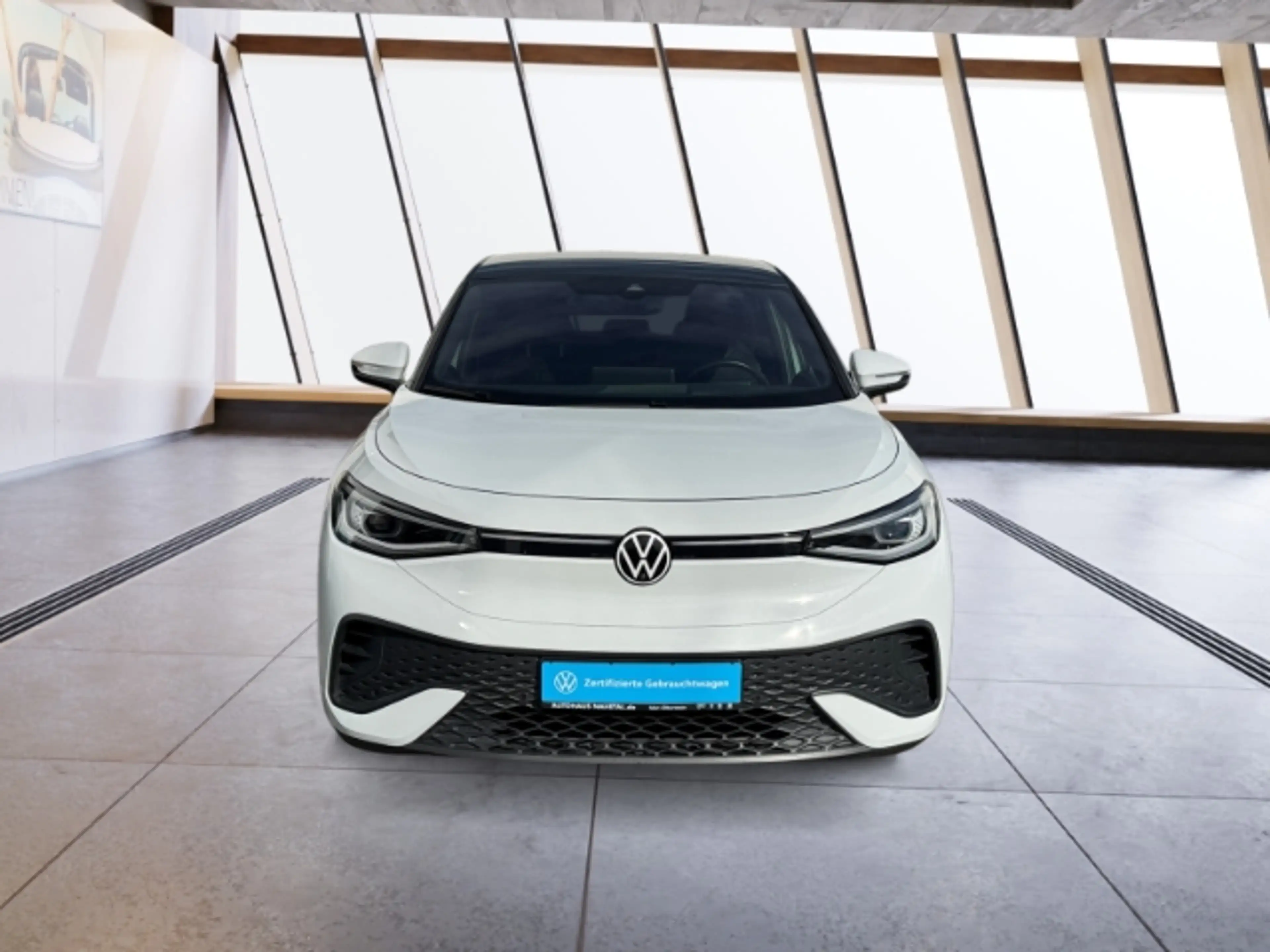 Volkswagen ID.5 Pro Performance IQ.LIGHT NAVI 19'' AHK 360° WÄRMEP — photo 4
