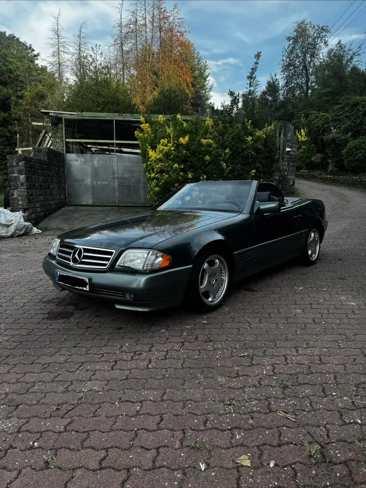 Mercedes-Benz SL 300, foto 1