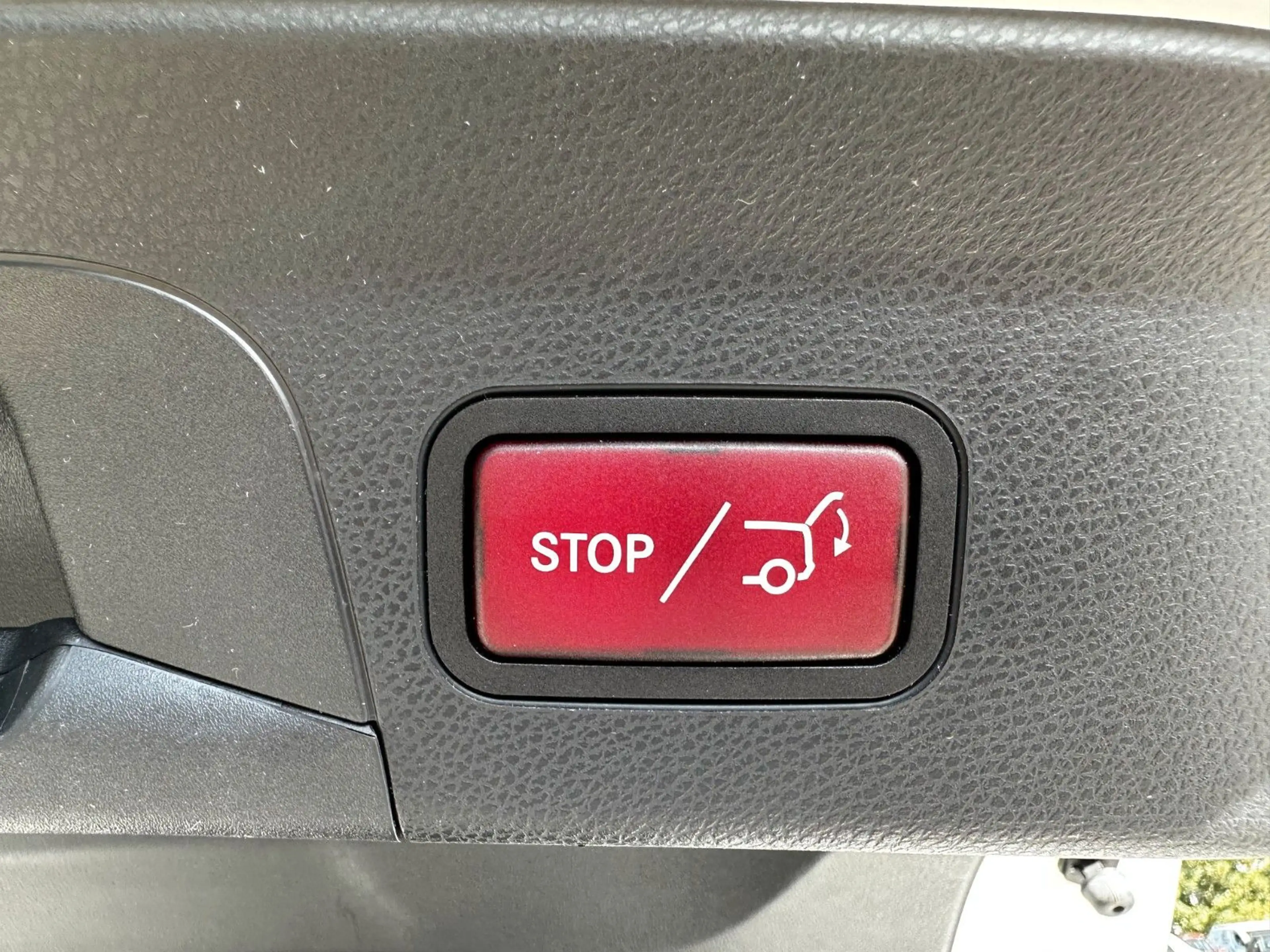 Mercedes-Benz GLC 43 AMG Coupe HUD Luft. LED Totwinkel ACC 360 — photo 11