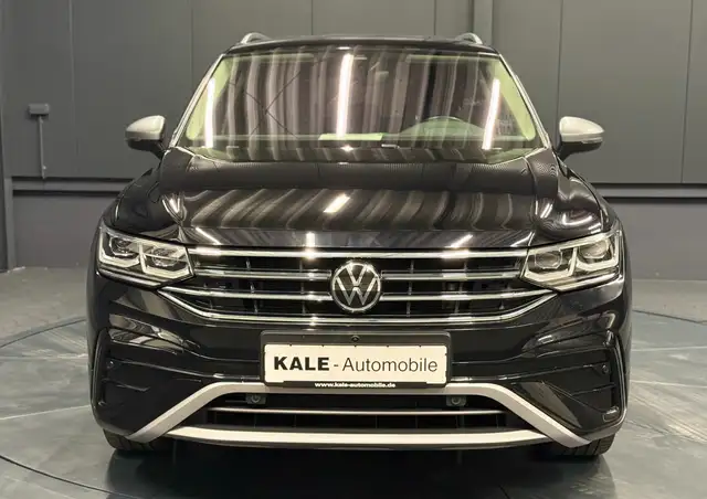 Volkswagen Tiguan Allspace view 10