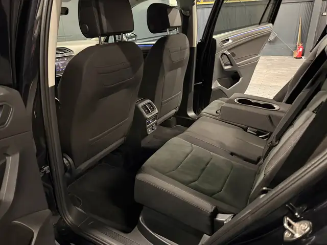 Volkswagen Tiguan Allspace view 30