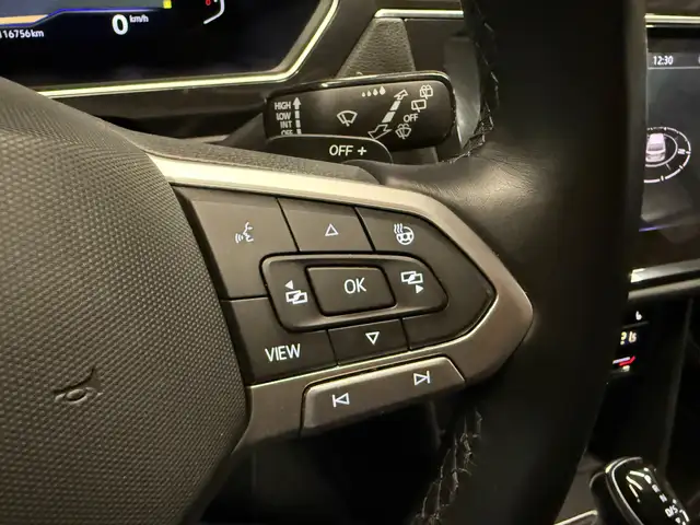 Volkswagen Tiguan Allspace view 24