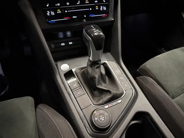 Volkswagen Tiguan Allspace view 21