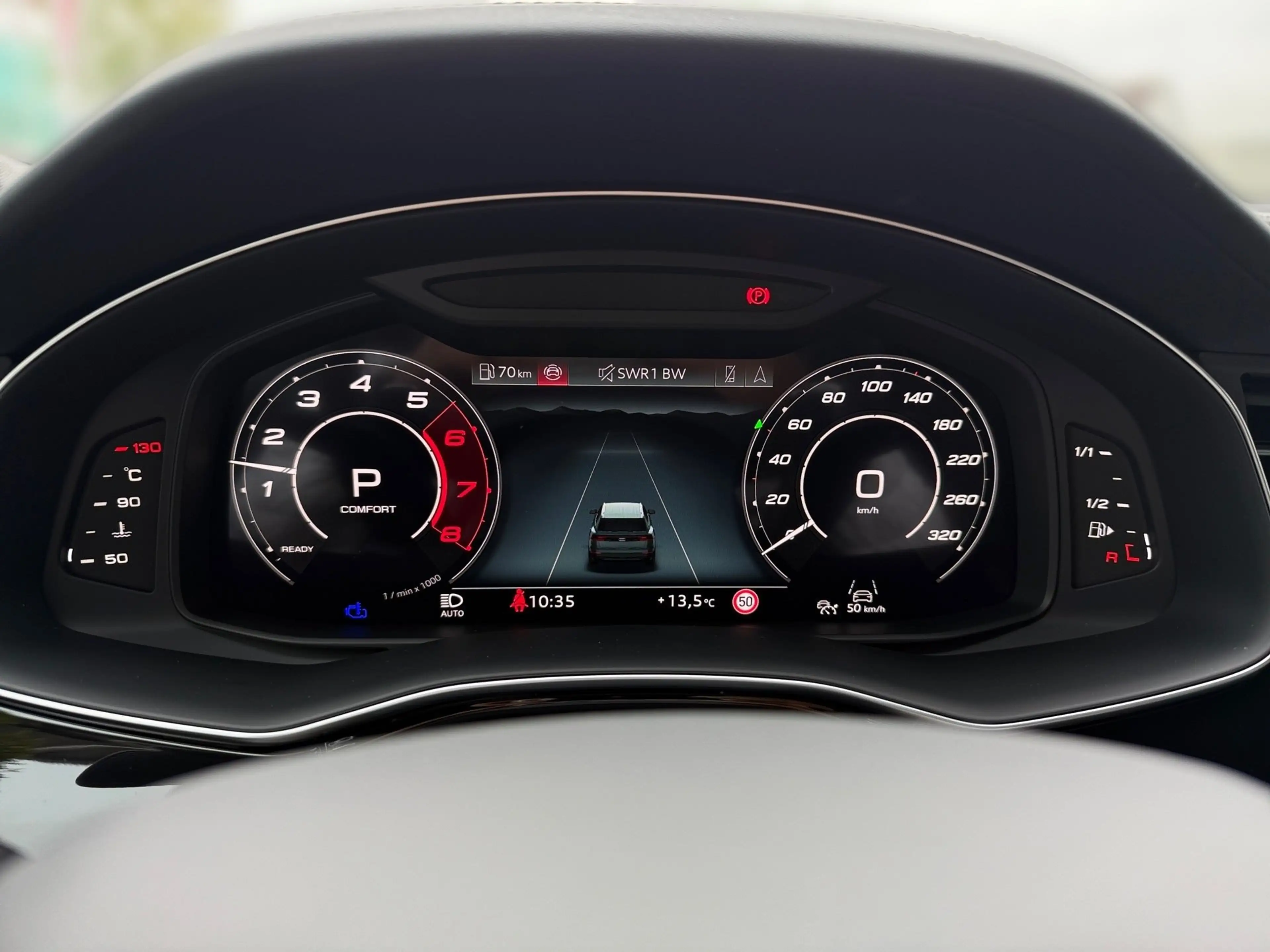 Audi RS Q8 RSQ8 SUV Quattro Tiptronic HeadUp Panodach AHK — photo 8