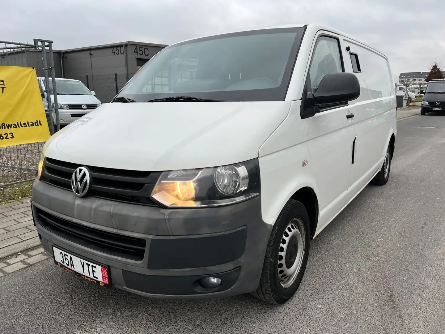 Volkswagen T5 Transporter T5 2.0 TDI*ARMOURED*ARMORED*GEPANZERT*BLINDATO* Weiß - 2