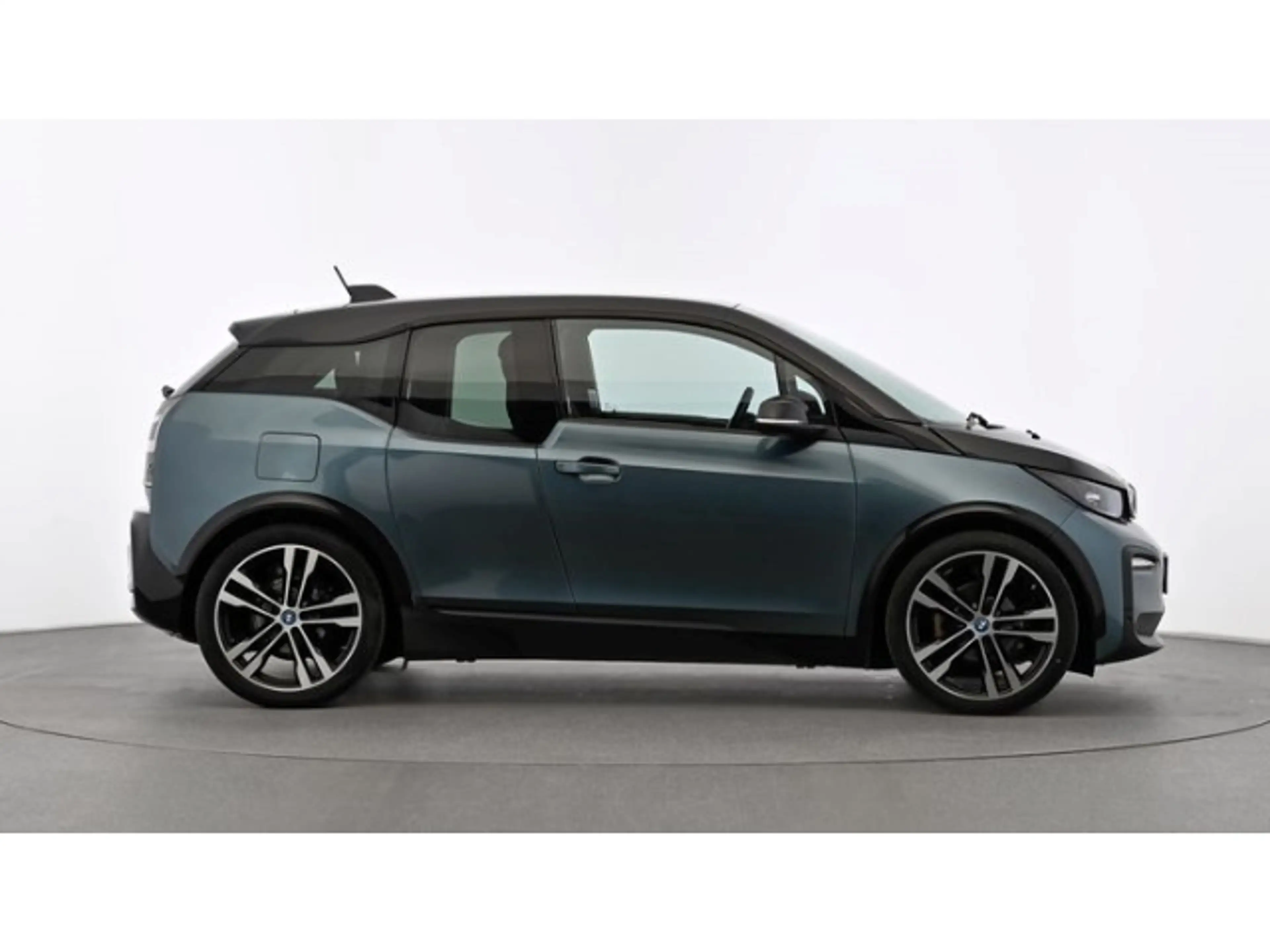 BMW i3 120Ah SPORTPAKET+NAVI+SHZ+PDC+DAB+MFL+USB+CAM — photo 6