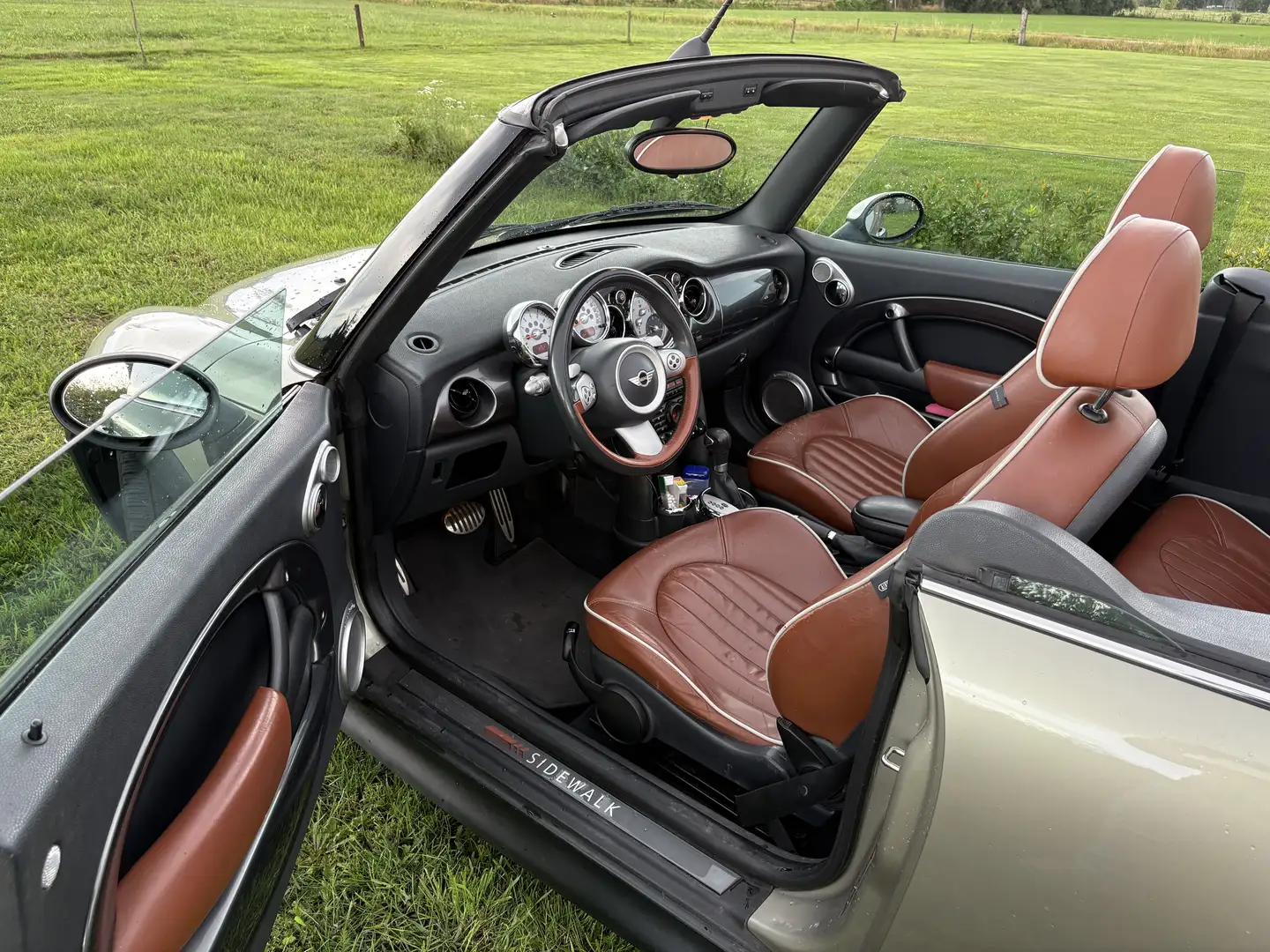 MINI Cooper S cabrio 1.6 Sidewalk automaat Gri - 2