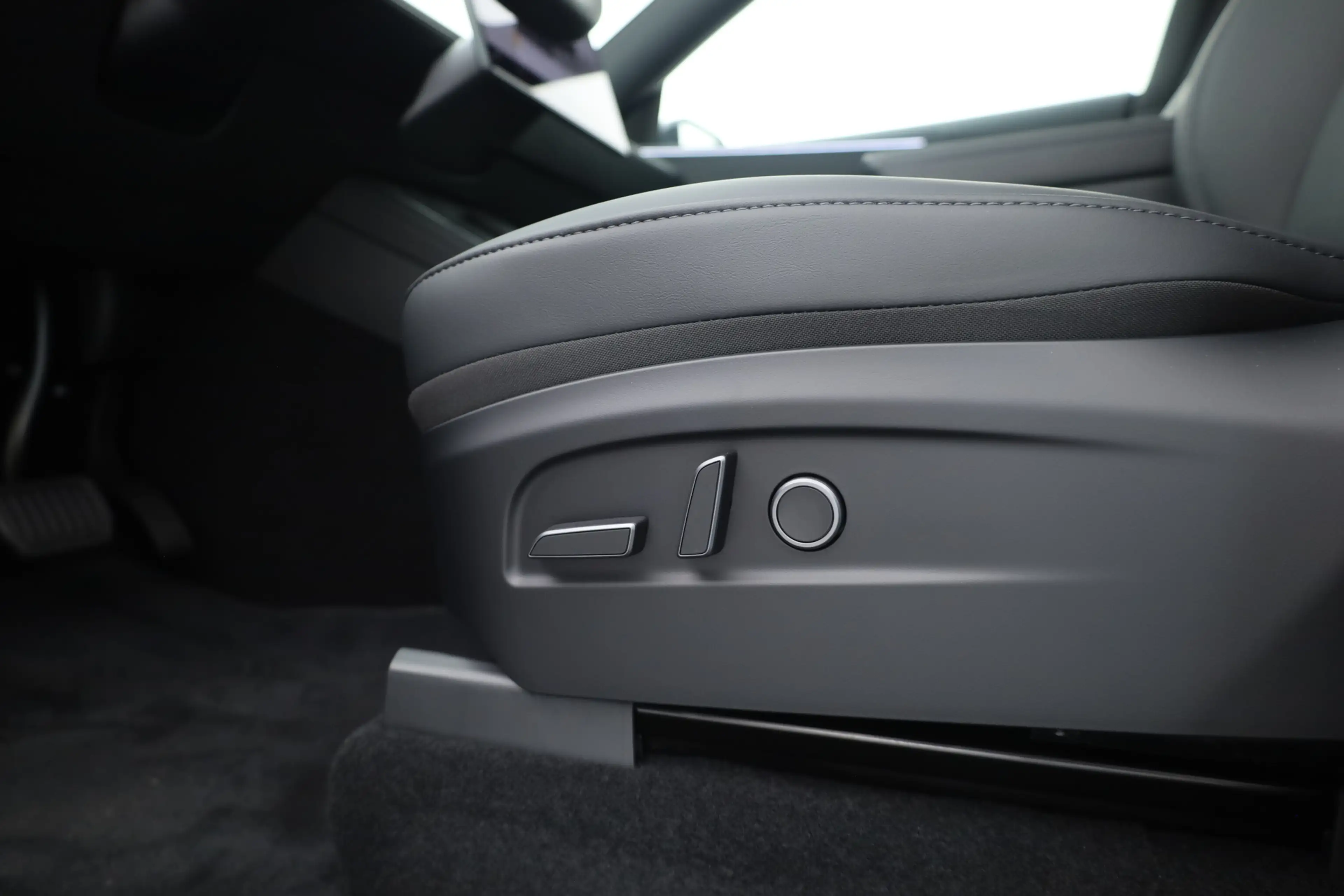 Tesla Model Y Premium Long Range RWD 75 kWh | Rijklaar! | Direct — photo 9