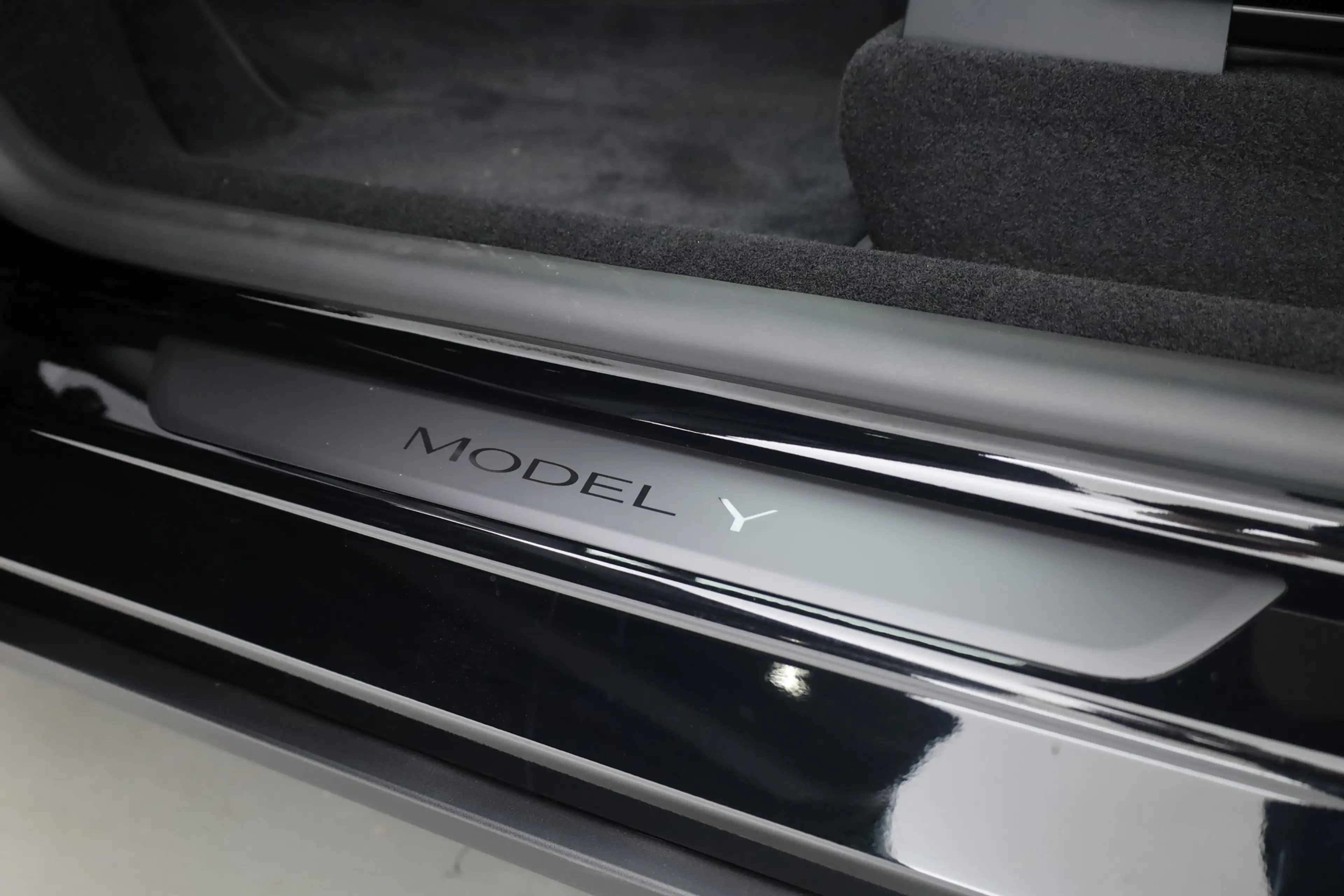 Tesla Model Y Premium Long Range RWD 75 kWh | Rijklaar! | Direct — photo 10