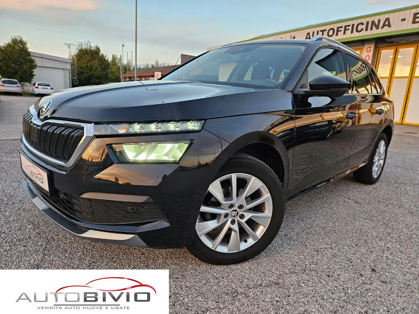 Skoda Kamiq 1.0 TSI 115 CV Selection Noir - 2