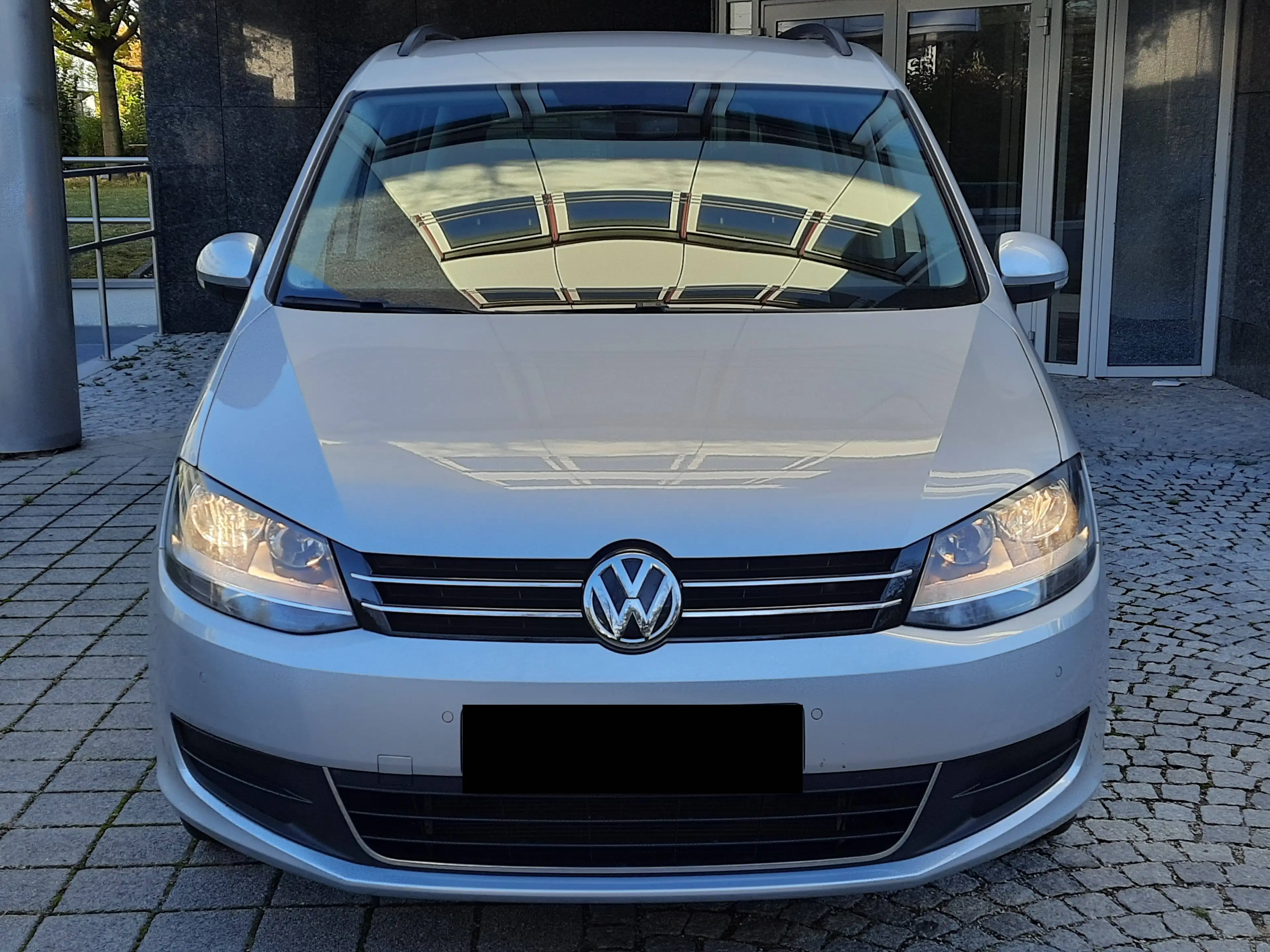 Volkswagen Sharan Comfortline 4Motion/7Sitz/AhK/Navi/Eu6/18" — photo 3