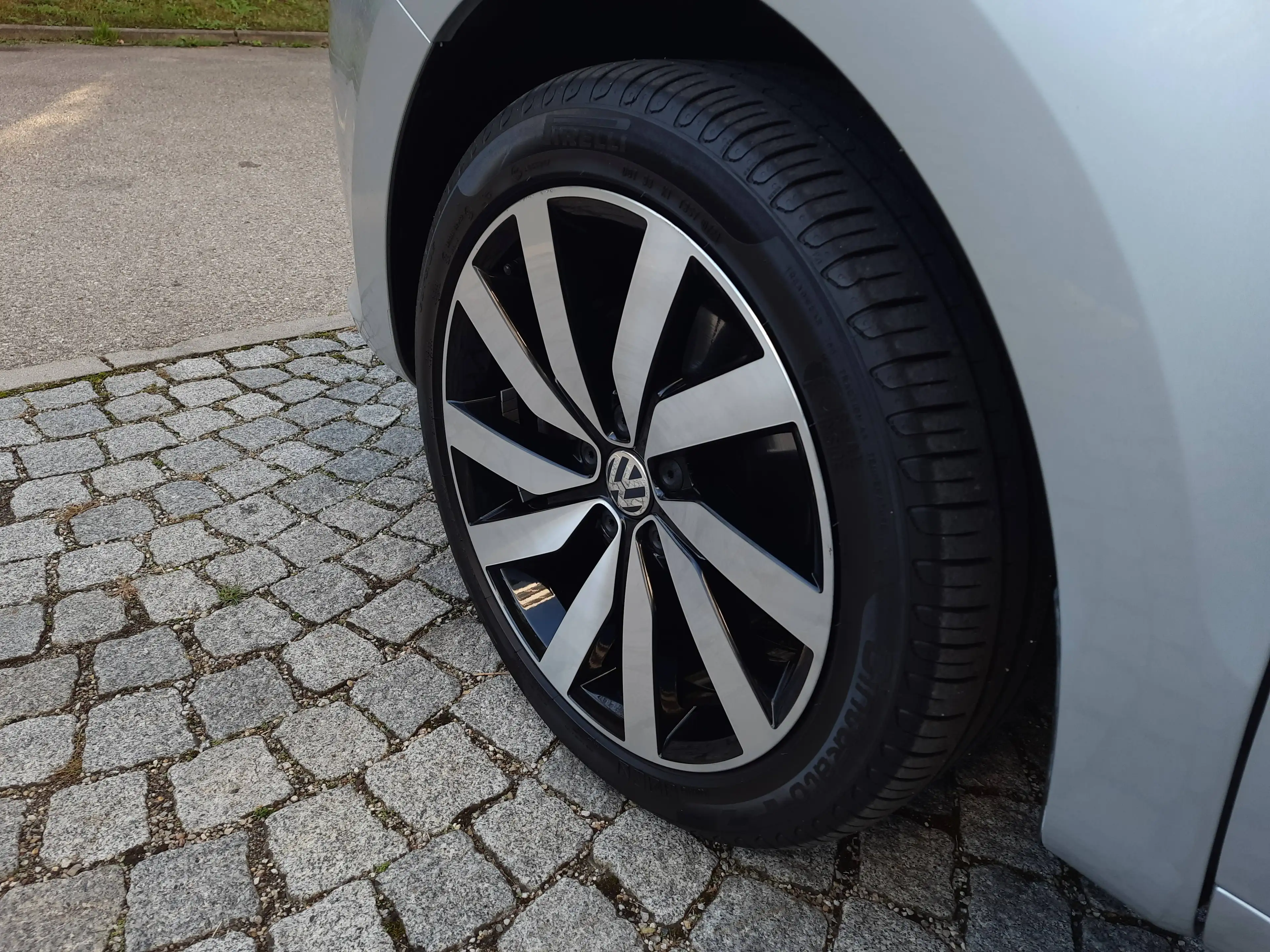 Volkswagen Sharan Comfortline 4Motion/7Sitz/AhK/Navi/Eu6/18" — photo 10
