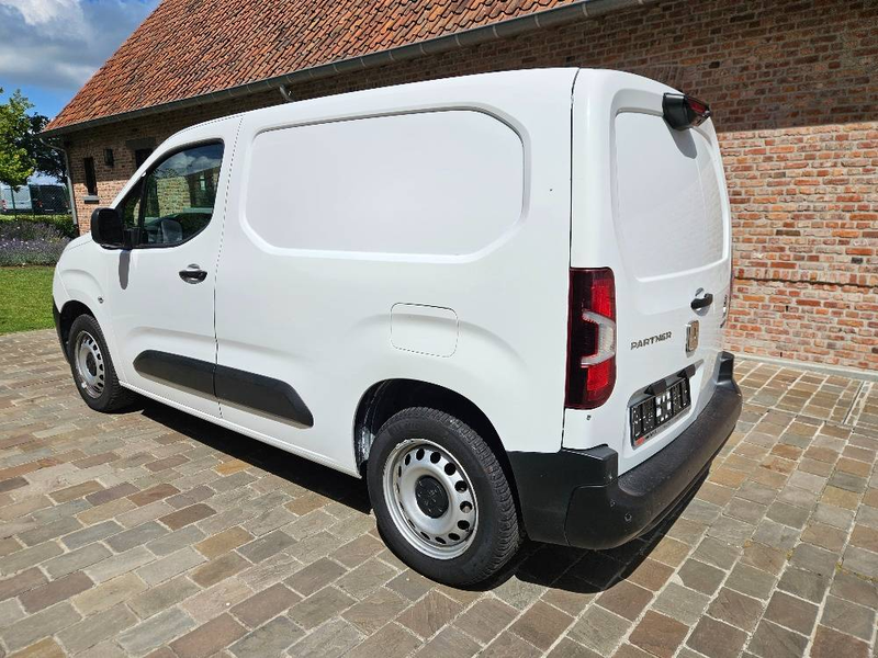 Peugeot Partner 1.2 BENZINE AUTOMAAT FULL OPTION 12355 excl BTW — photo 5