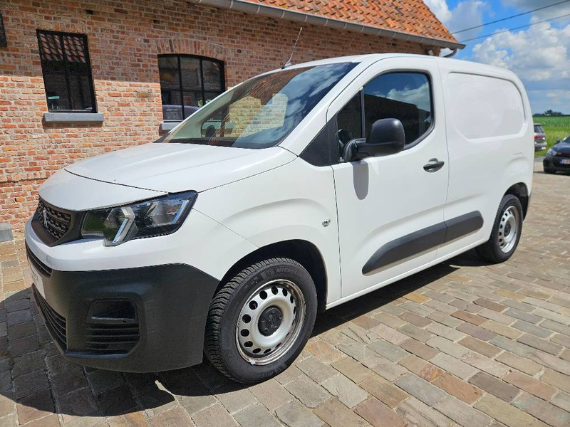 Peugeot Partner 1.2 BENZINE AUTOMAAT FULL OPTION 12355 excl BTW — photo 2
