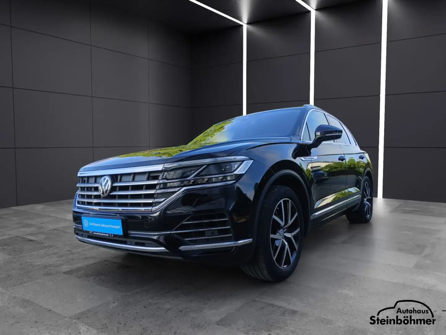 Volkswagen Touareg 3.0 V6 TDI Atmosphere Inno Cockpit 20 Zoll Schwarz - 2