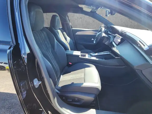 Peugeot 408 view 13