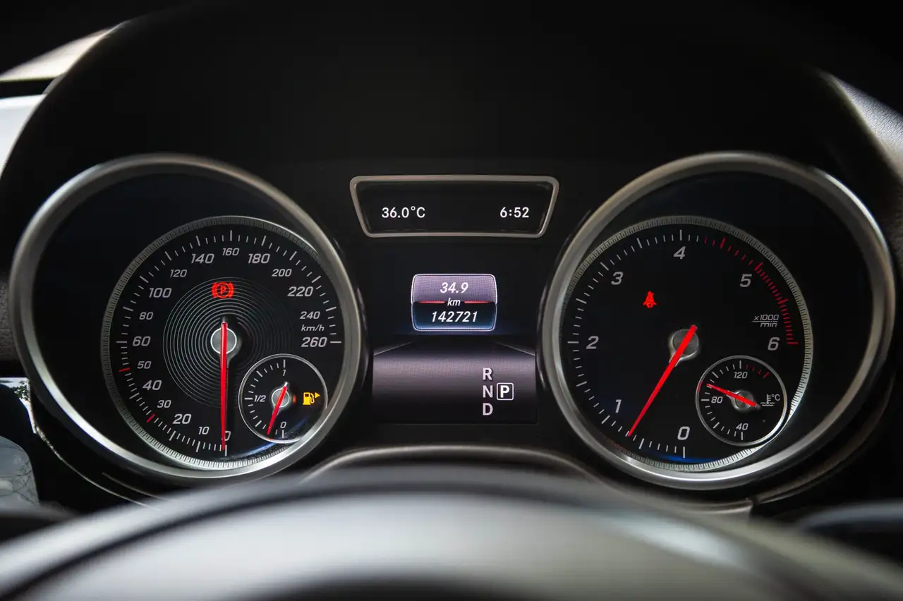 Mercedes-Benz GLE снимка Mercedes-Benz GLE