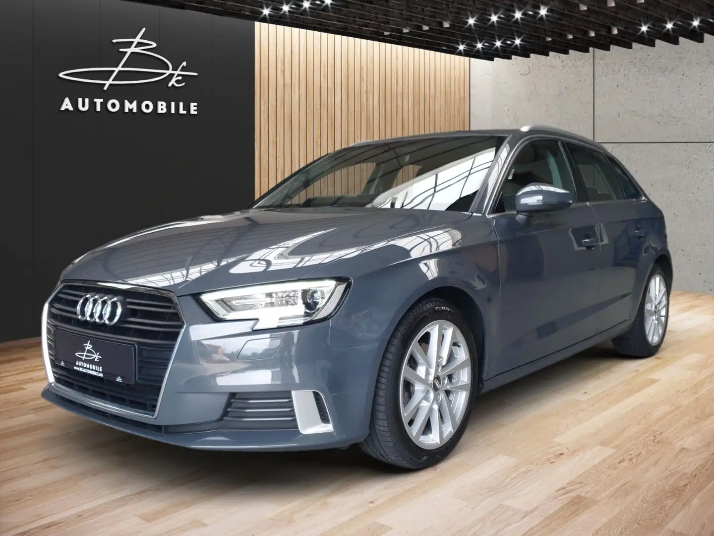 Audi A3 Sportback 35 TFSI sport Gris - 1