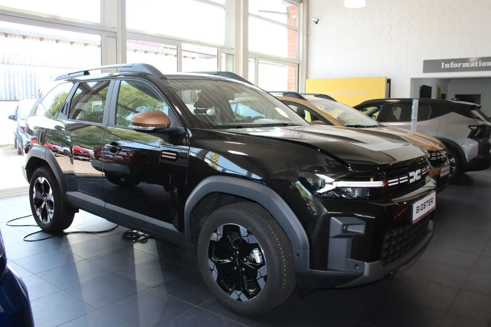 Dacia Bigster Extreme 4x4 TCe 130 Schwarz - 2