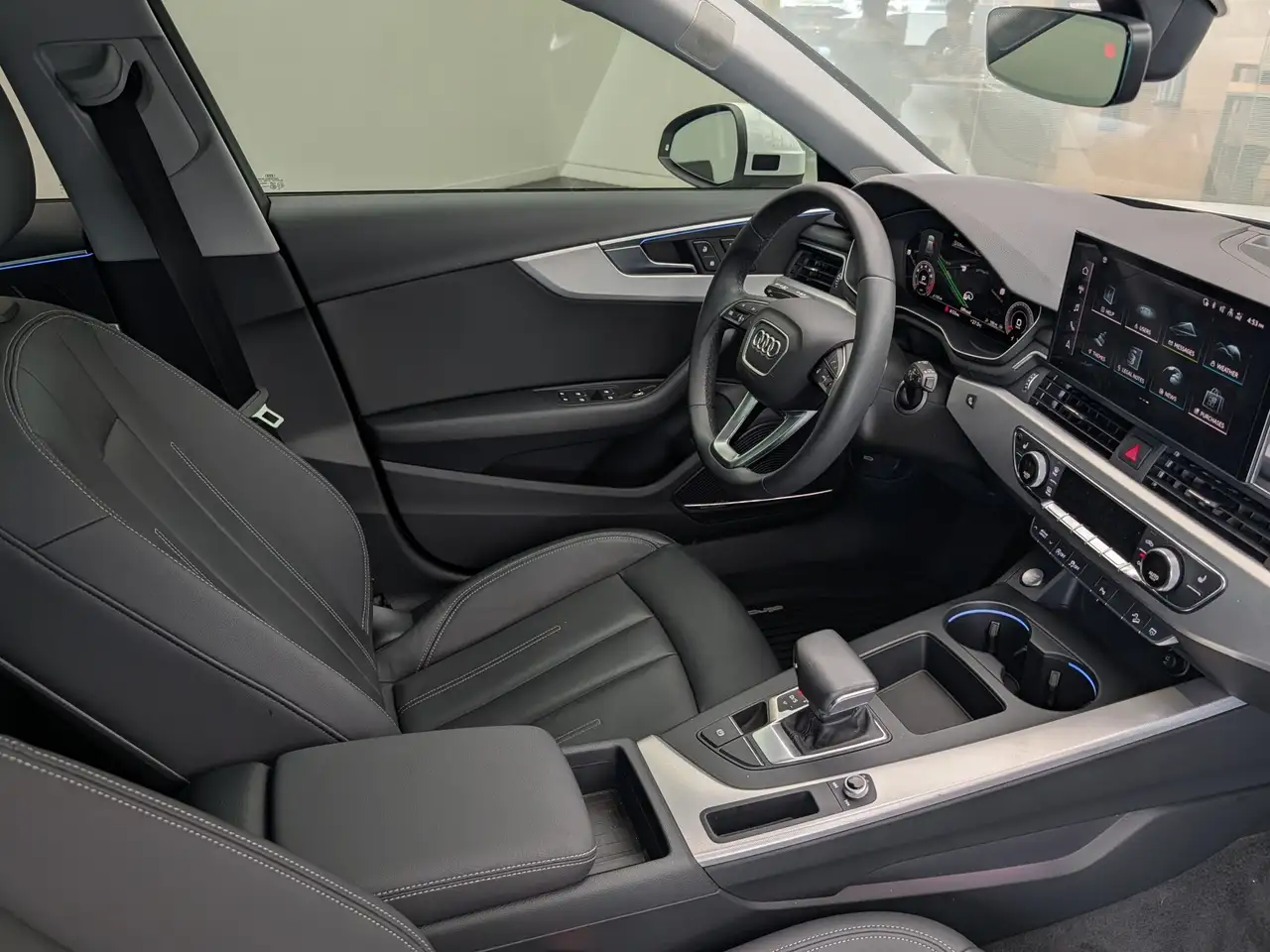 Audi A4 allroad снимка Audi A4 allroad
