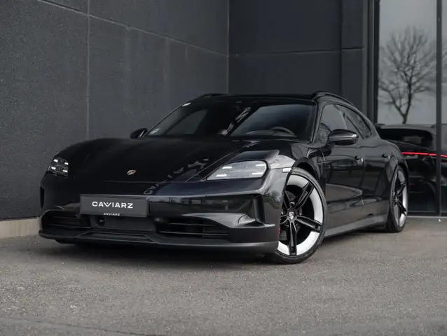 Porsche Taycan 4S ST 105KW/P.BAT+/HDMAT/INNO/HUD/360/CHR/BOSE/18W