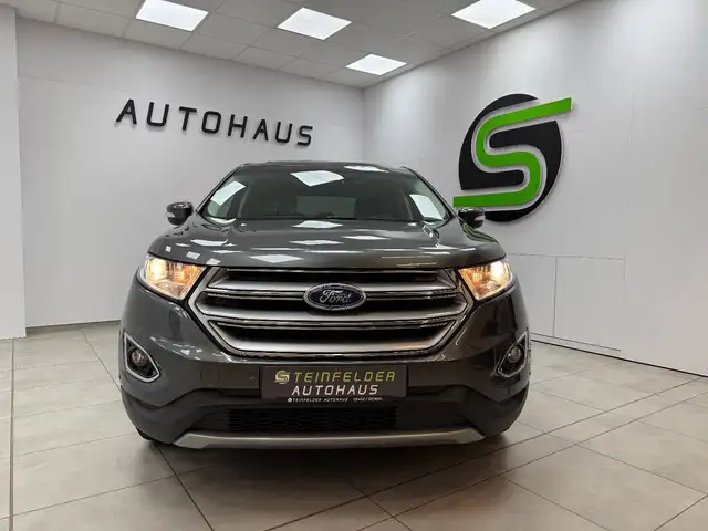 Ford Edge view 2