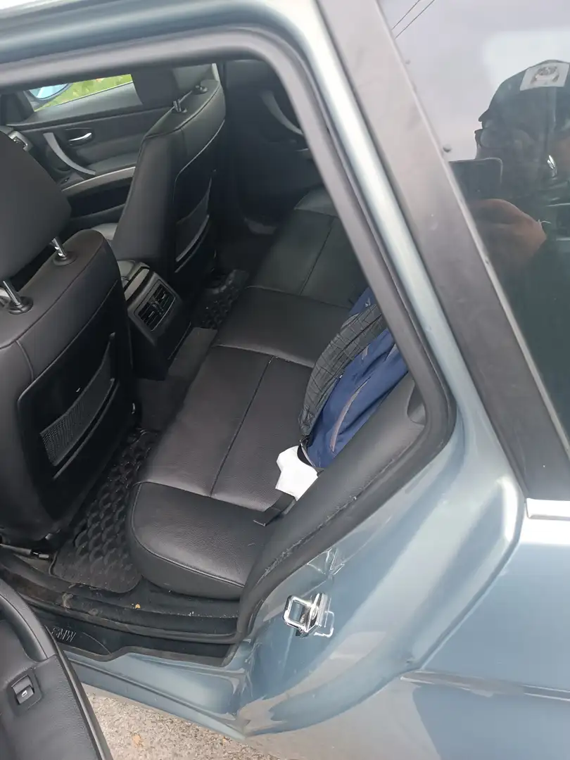 BMW 325 325xi Touring Grau - 2