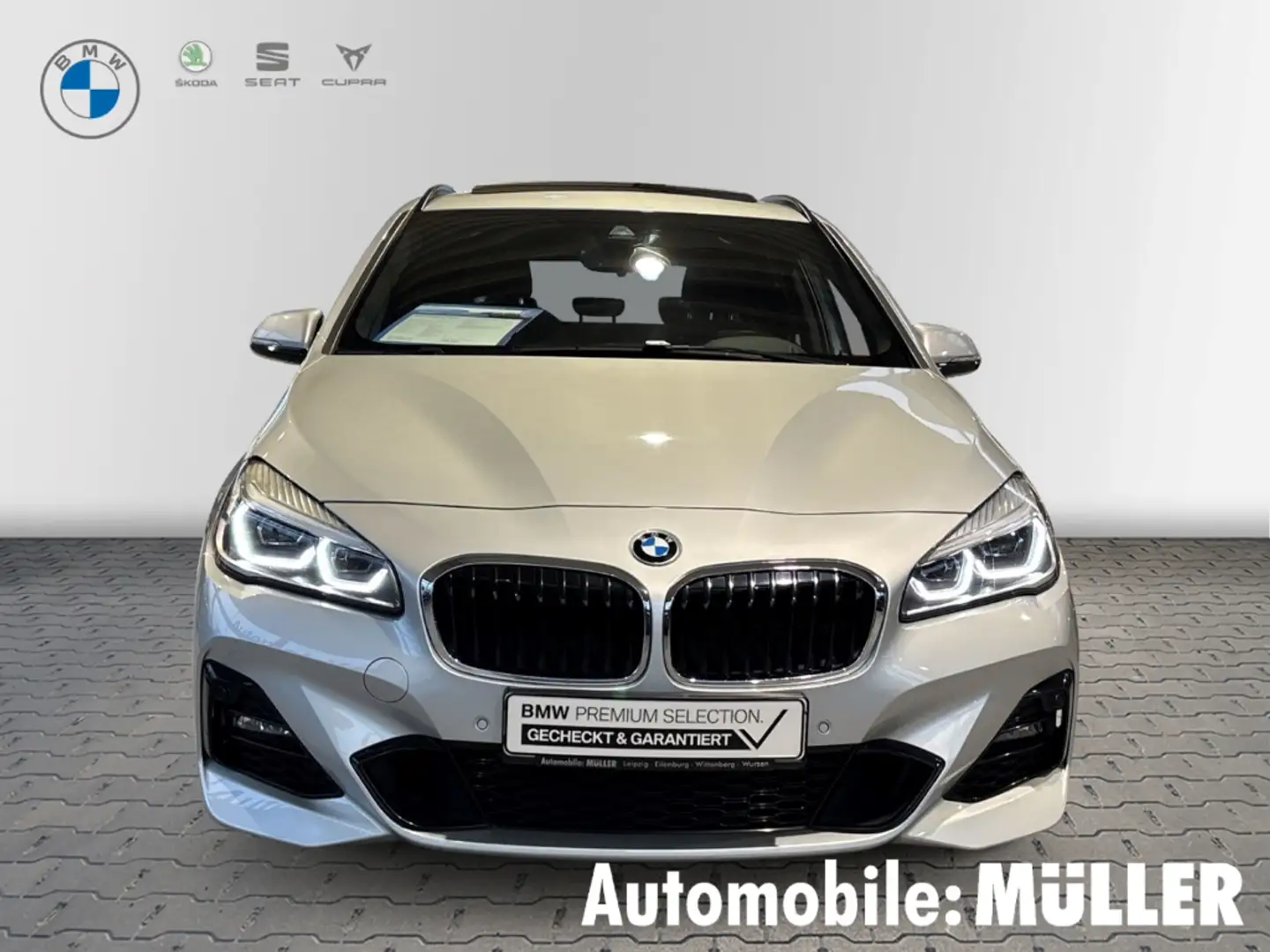 BMW 220 Active Tourer i M Sport Park-Assistent El. Panodac Zilver - 2
