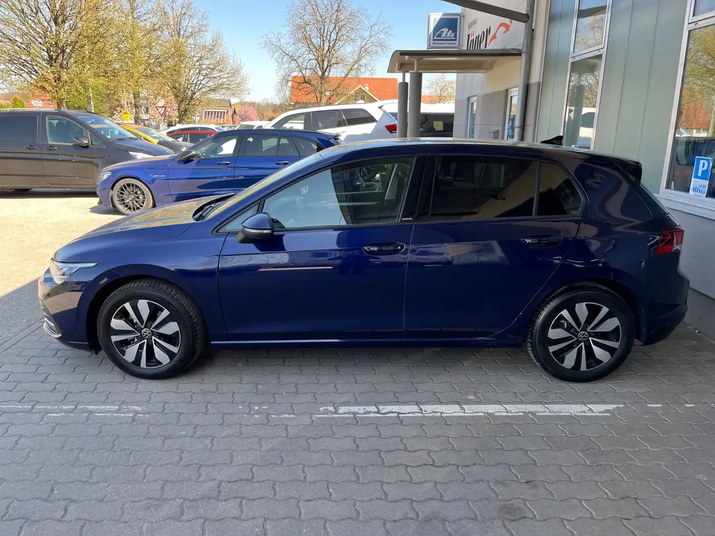 Volkswagen Golf VIII Lim. Move Blau - 2