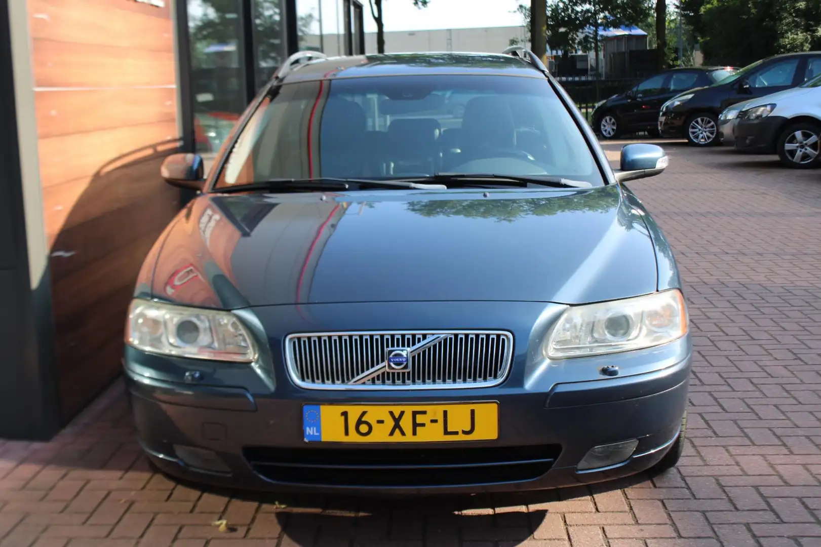Volvo V70 2.0T Edition Sport Blau - 2
