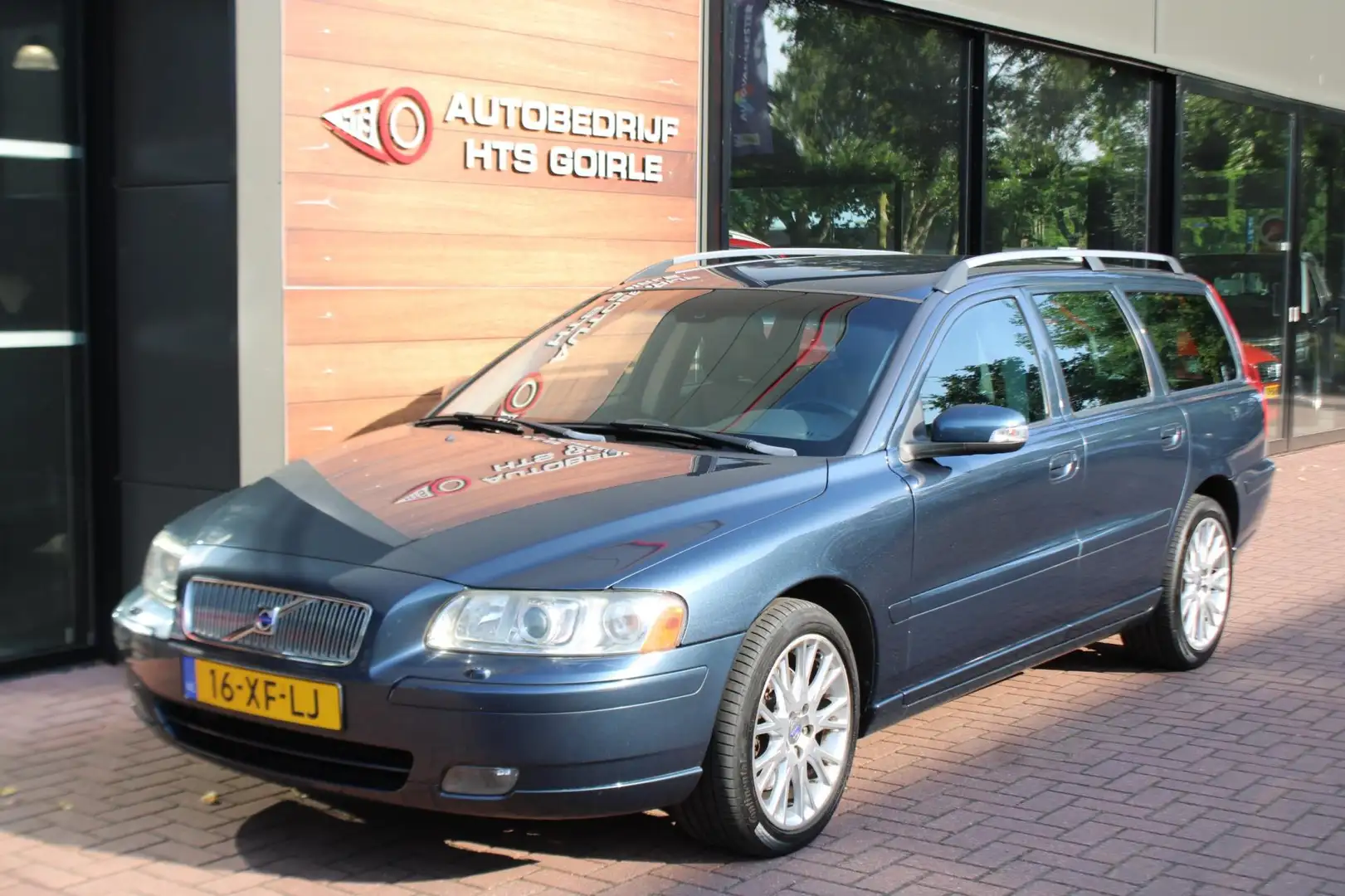 Volvo V70 2.0T Edition Sport Blau - 1