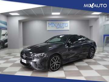 Coupe d Premium Plus 4matic AUTO