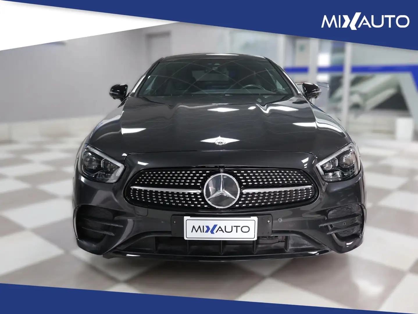 Mercedes-Benz E 220 Coupe d Premium Plus 4matic AUTO Grigio - 2
