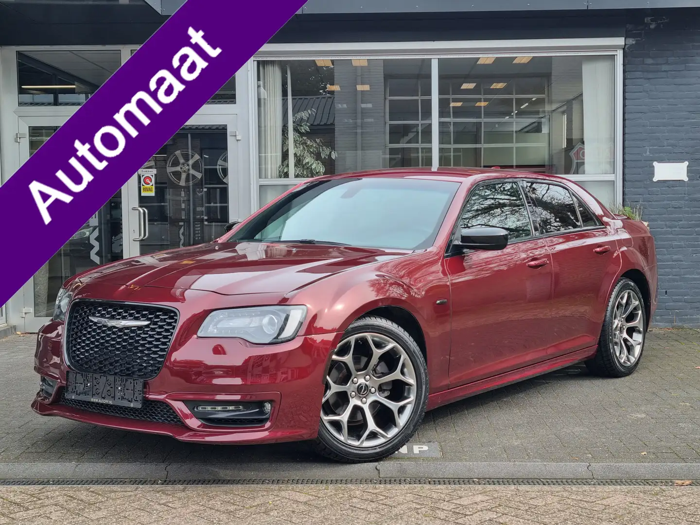 Chrysler 300C 3.6 V6 Burgundy Sport / LEDER / STOELVERW. / BEATS Červená - 1