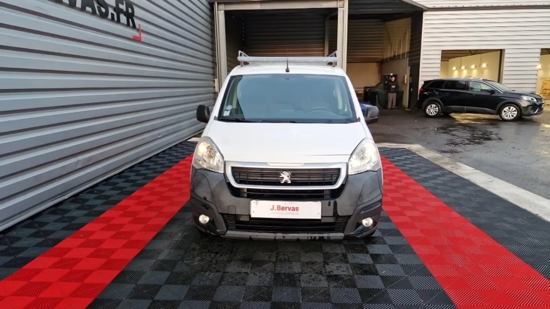 Peugeot Partner FOURGON STANDARD 1.6 VTI 98 BVM5 PREMIUM PACK Blanc - 2