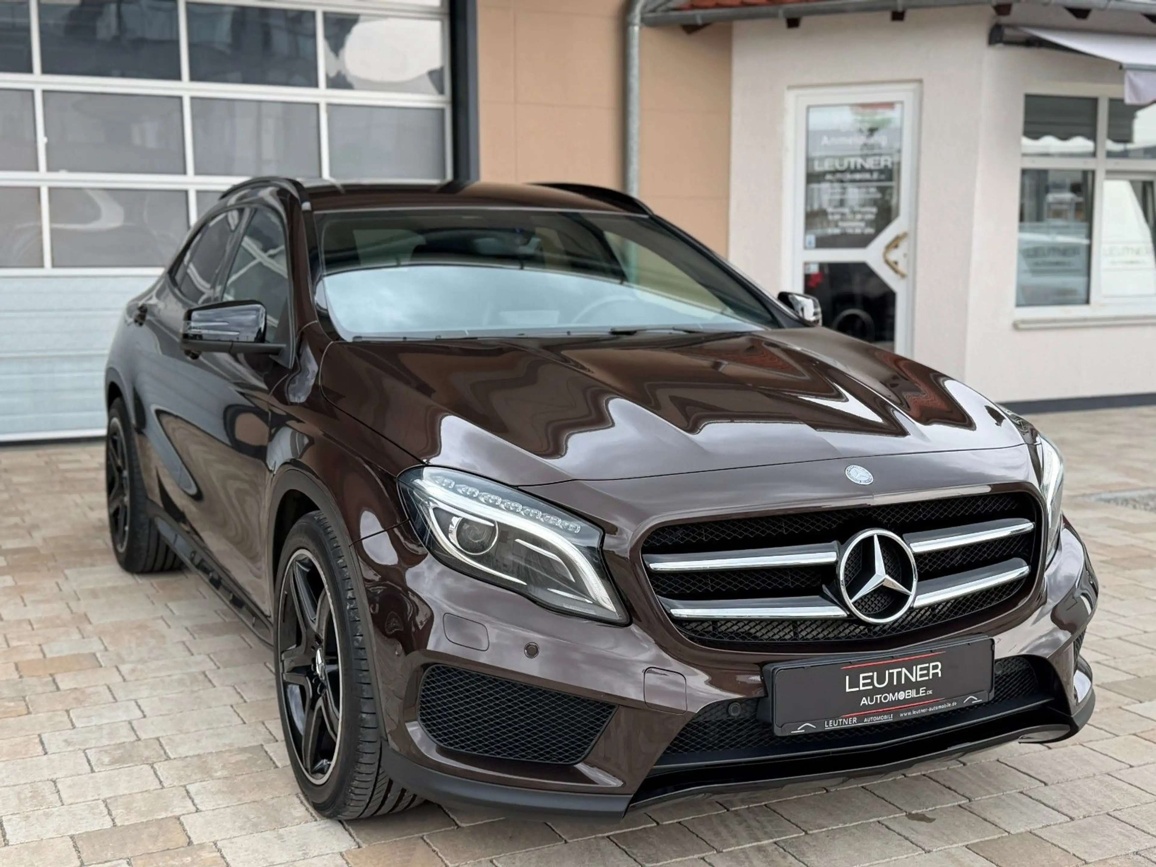 Mercedes-Benz GLA 200 AMG 2.Hand MB-Service Top !!! — photo 15