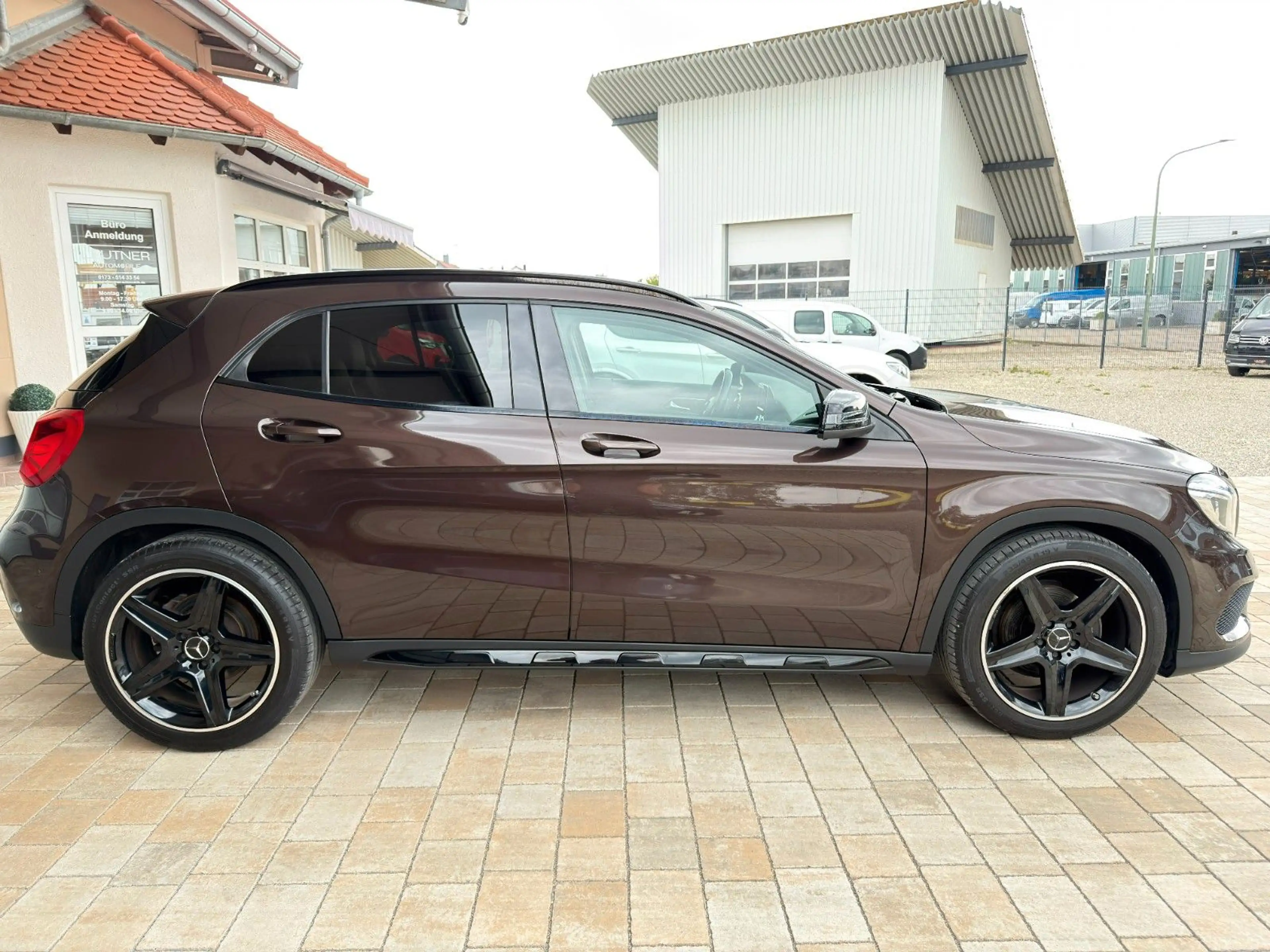Mercedes-Benz GLA 200 AMG 2.Hand MB-Service Top !!! — photo 14