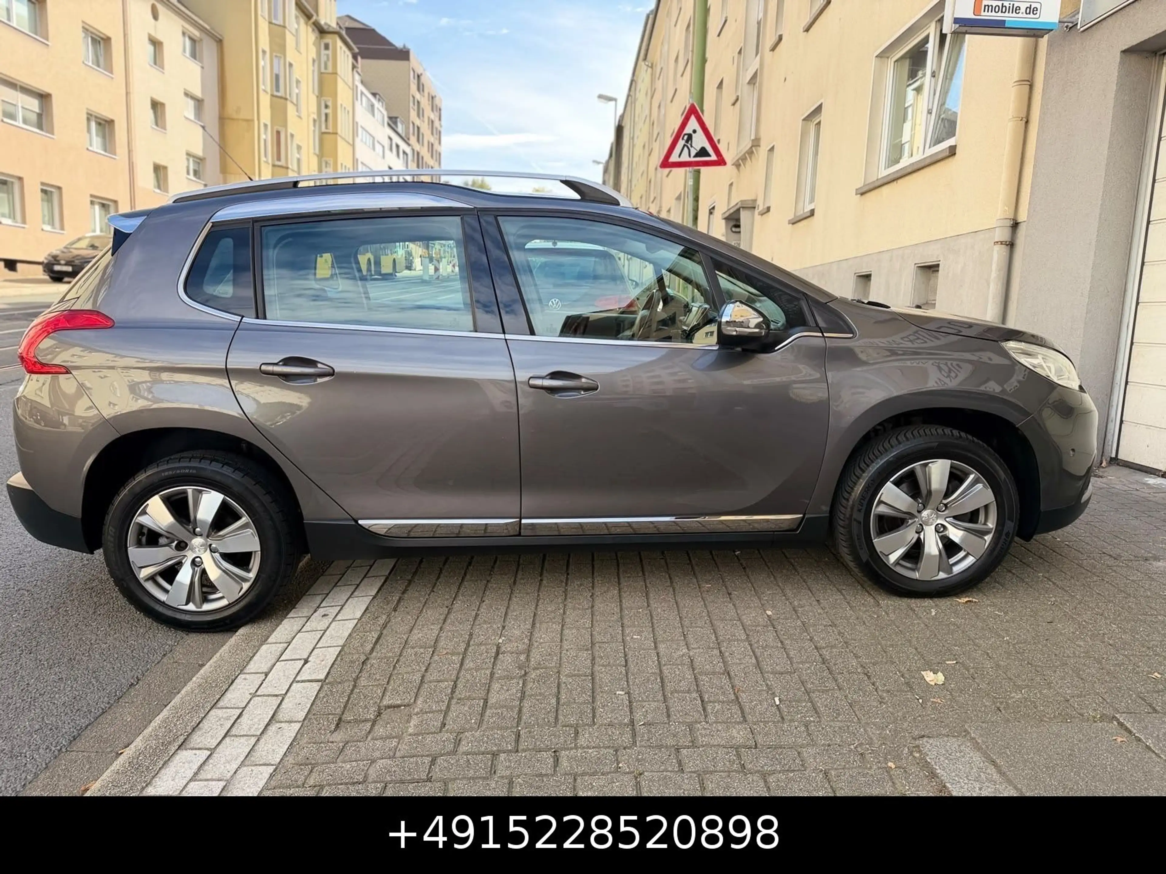 Peugeot 2008 1.6 Allure Pano|Navi|Ambiente — photo 7